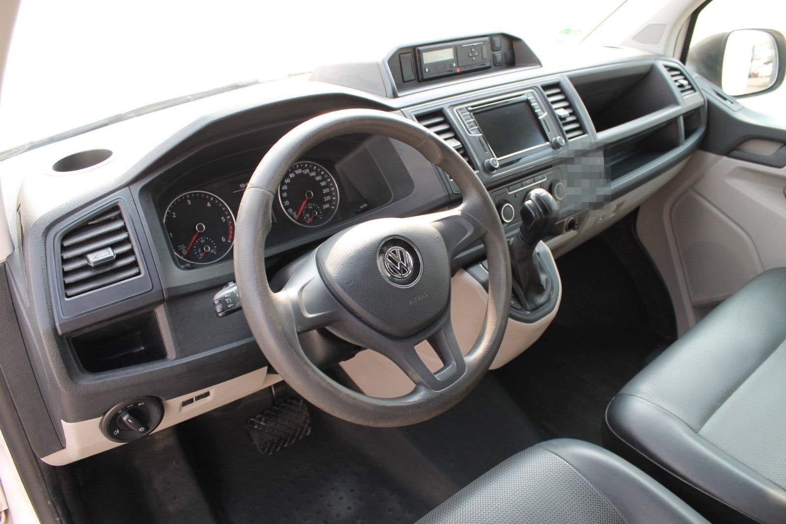 Volkswagen T6 Hoch Lang 4-Motion DSG 204 PS foto 8