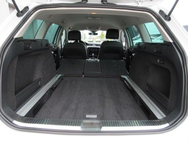 Volkswagen Passat Variant Navi AHK Leder Matrix AreaView foto 15
