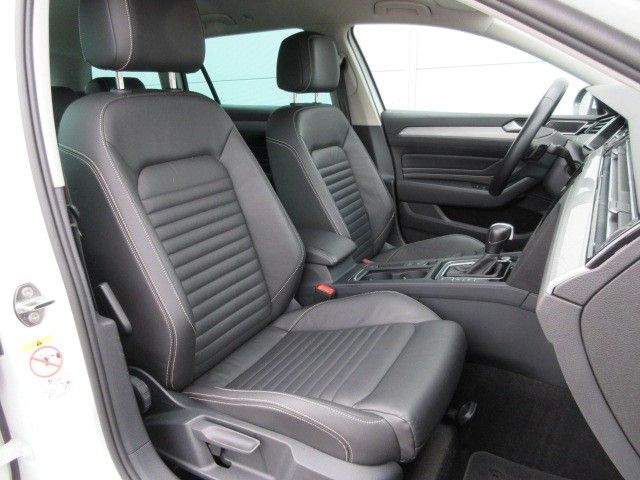 Volkswagen Passat Variant Navi AHK Leder Matrix AreaView foto 7
