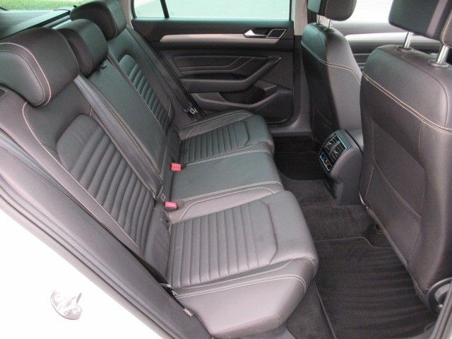 Volkswagen Passat Variant Navi AHK Leder Matrix AreaView foto 10
