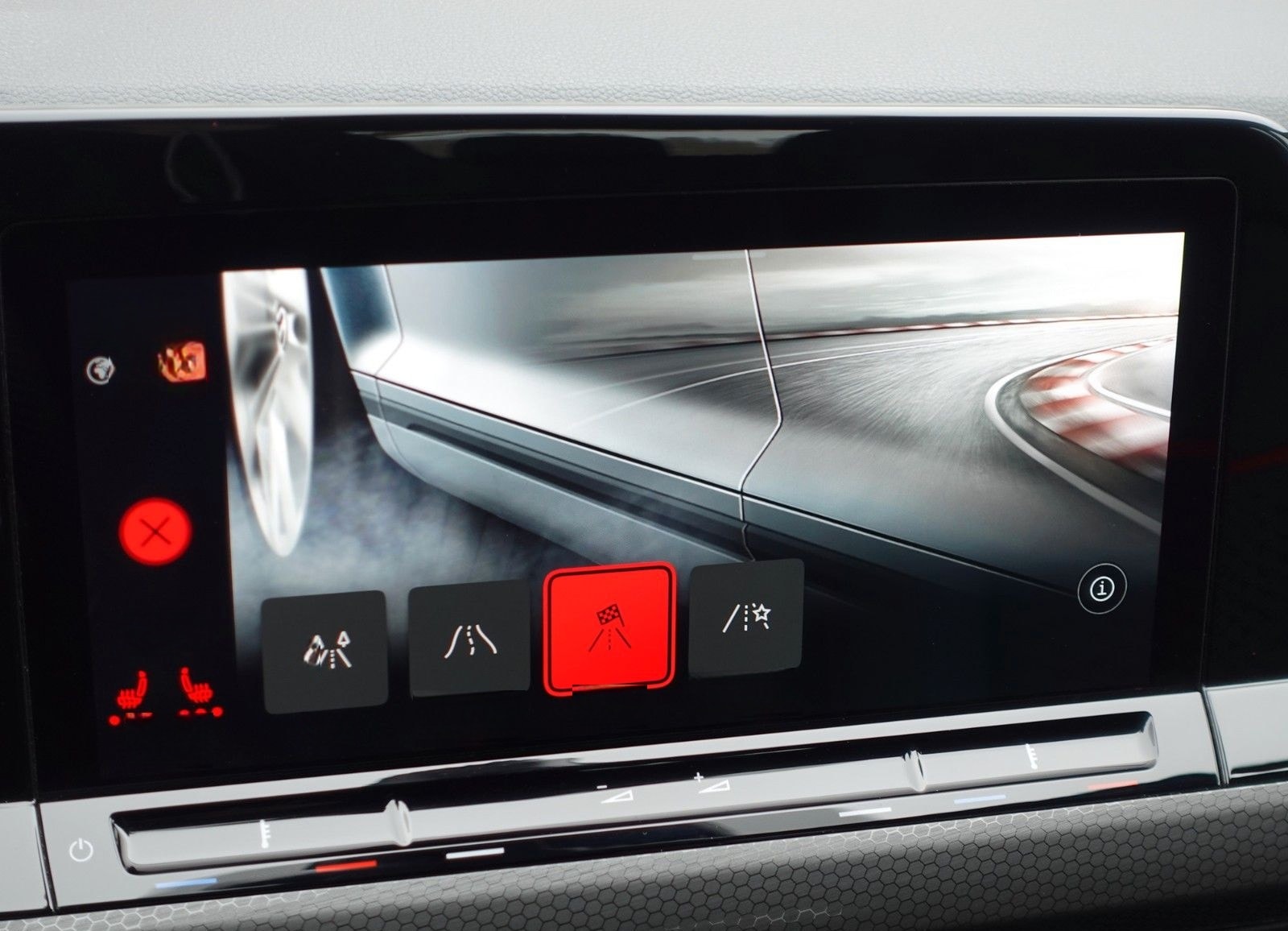 Volkswagen Golf VIII 2.0 TSI Lim. GTI Clubsport /Pure White foto 20