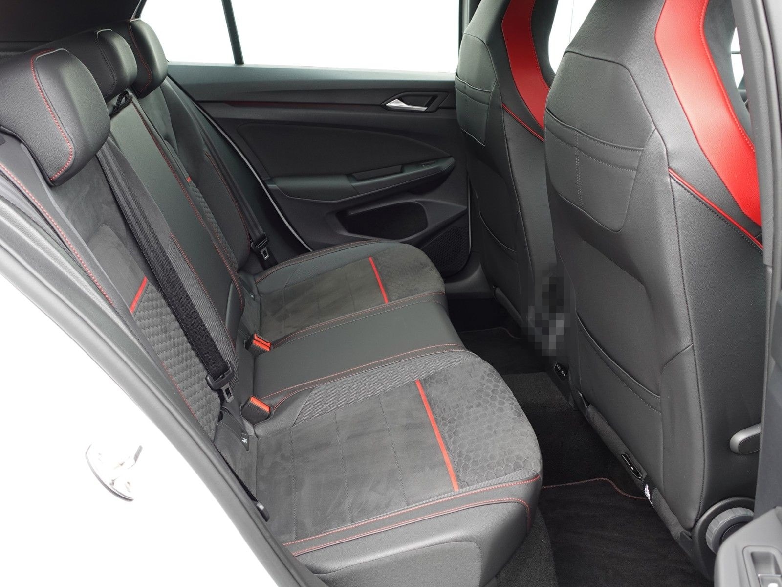 Volkswagen Golf VIII 2.0 TSI Lim. GTI Clubsport /Pure White foto 24