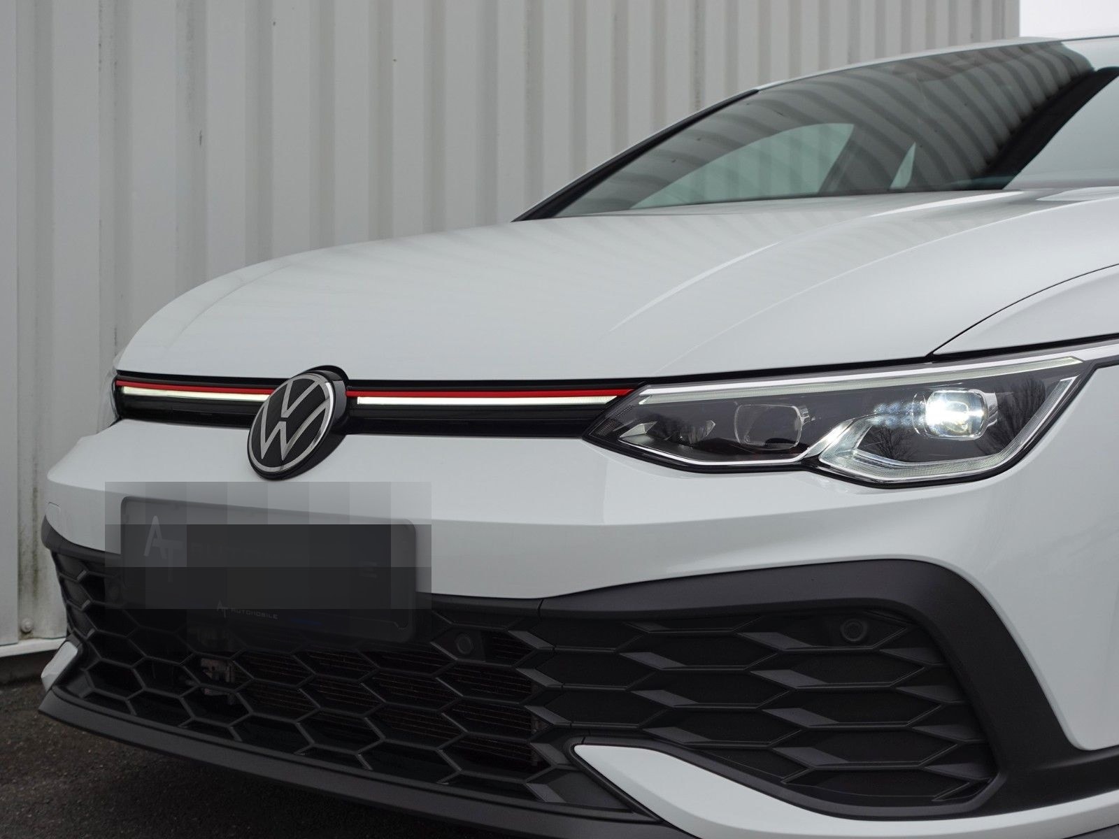 Volkswagen Golf VIII 2.0 TSI Lim. GTI Clubsport /Pure White foto 8