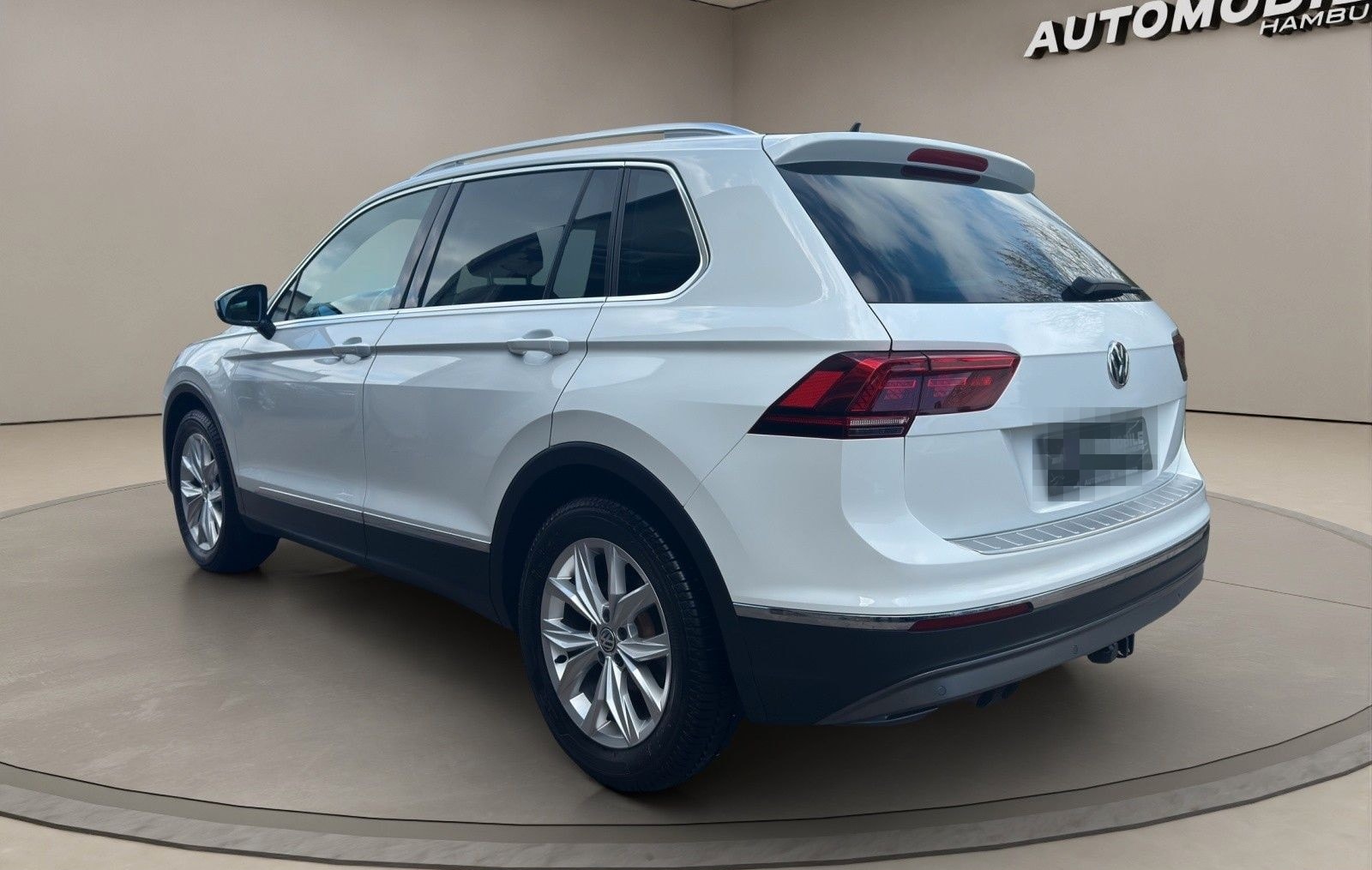 Volkswagen Tiguan 1.4 TSI HIGHL VIRTUAL/NAVI/ACC/LED/AHK foto 4