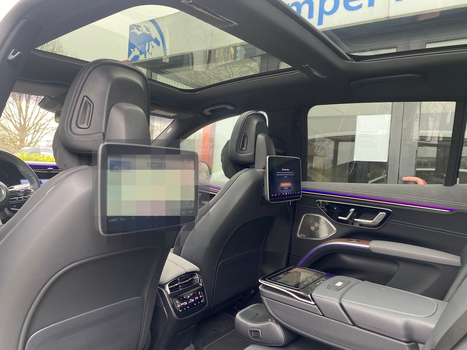 Mercedes-Benz EQS SUV 580 4M Hyperscreen/Fond TV/Pano//Desingo foto 14