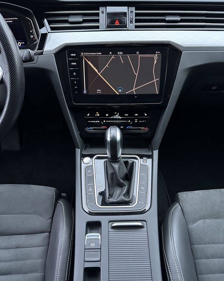Volkswagen Passat Variant GTE Hybrid NAV+LED+AHK+VC+CARPLAY foto 12
