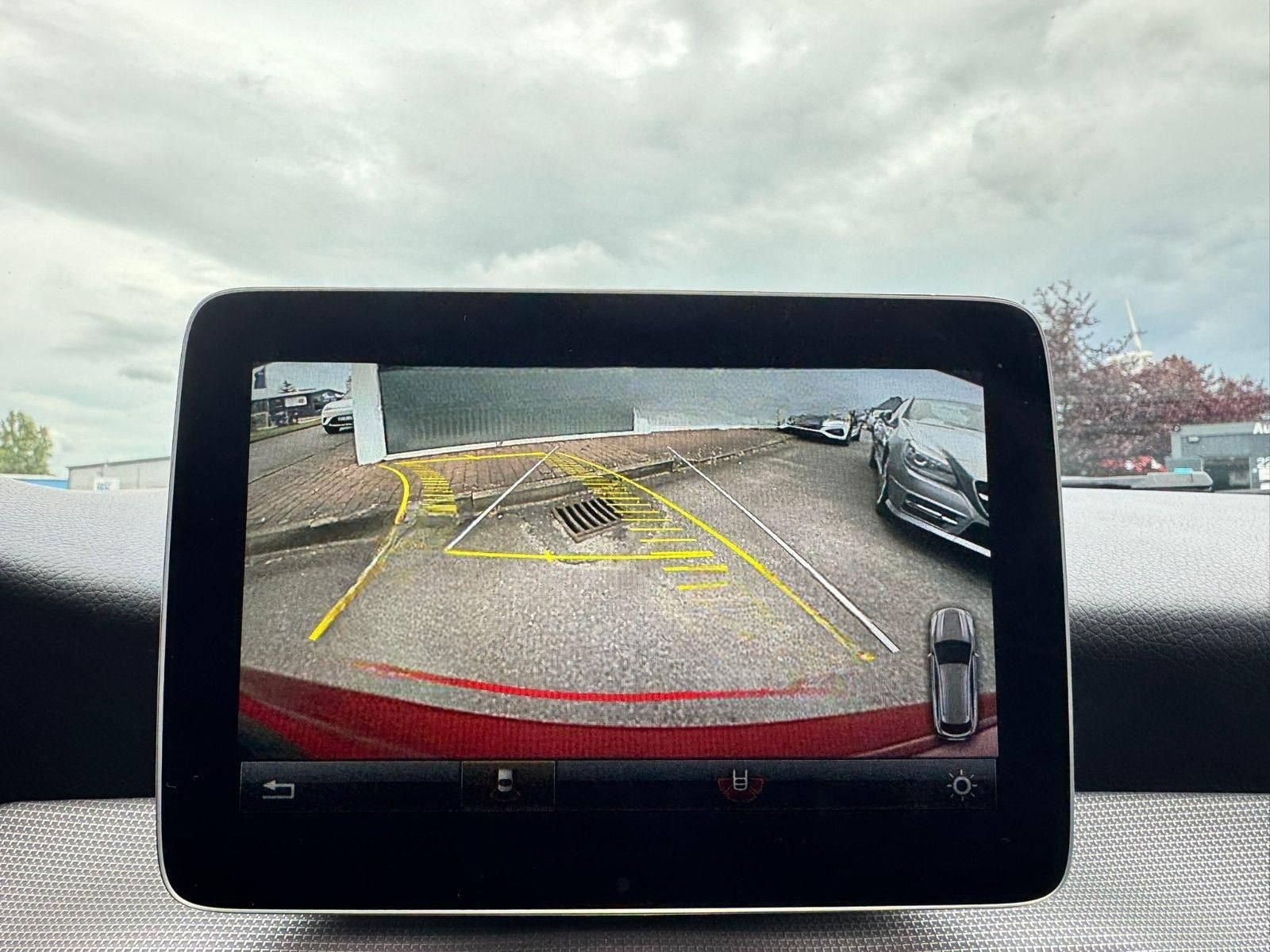 Mercedes-Benz CLA 220 CDI Automatik SB PANO Standhzng. Kamera foto 18