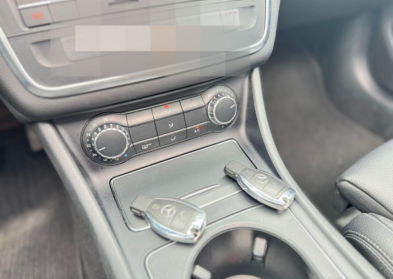 Mercedes-Benz CLA 220 CDI Automatik SB PANO Standhzng. Kamera foto 19