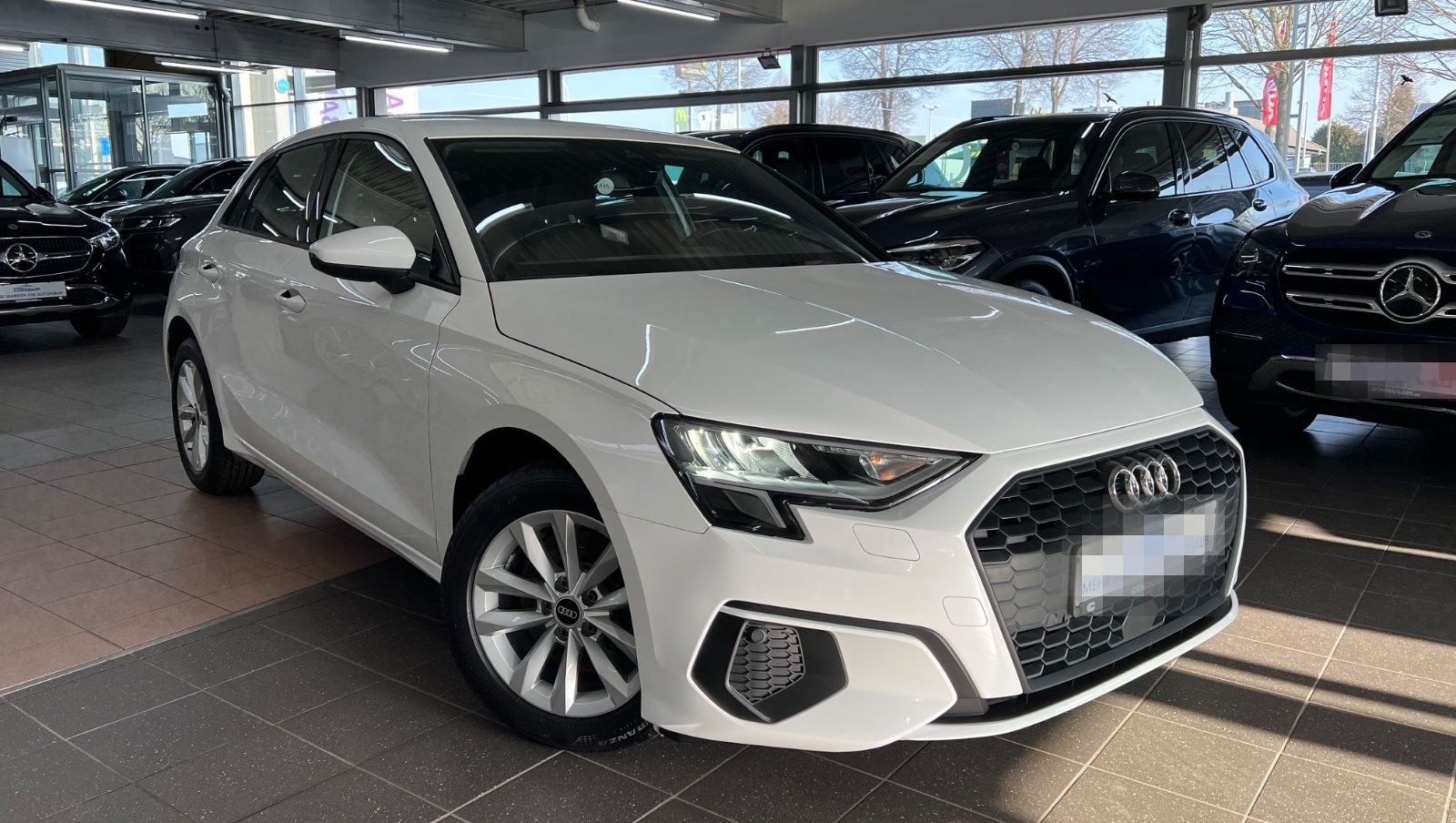 Audi A3 Sportback 30 TFSI ACC+DSP+Kamera+Connect foto 1