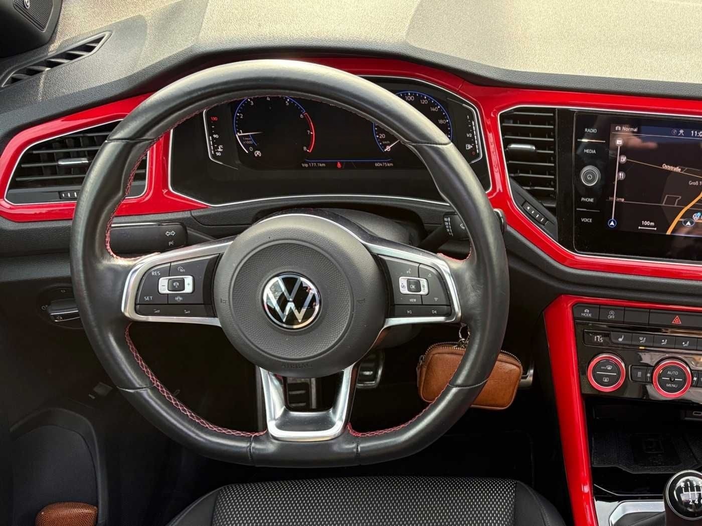 Volkswagen T-Roc 1.5 TSI Sport Garantie StandHzg RFK ACC Na foto 14