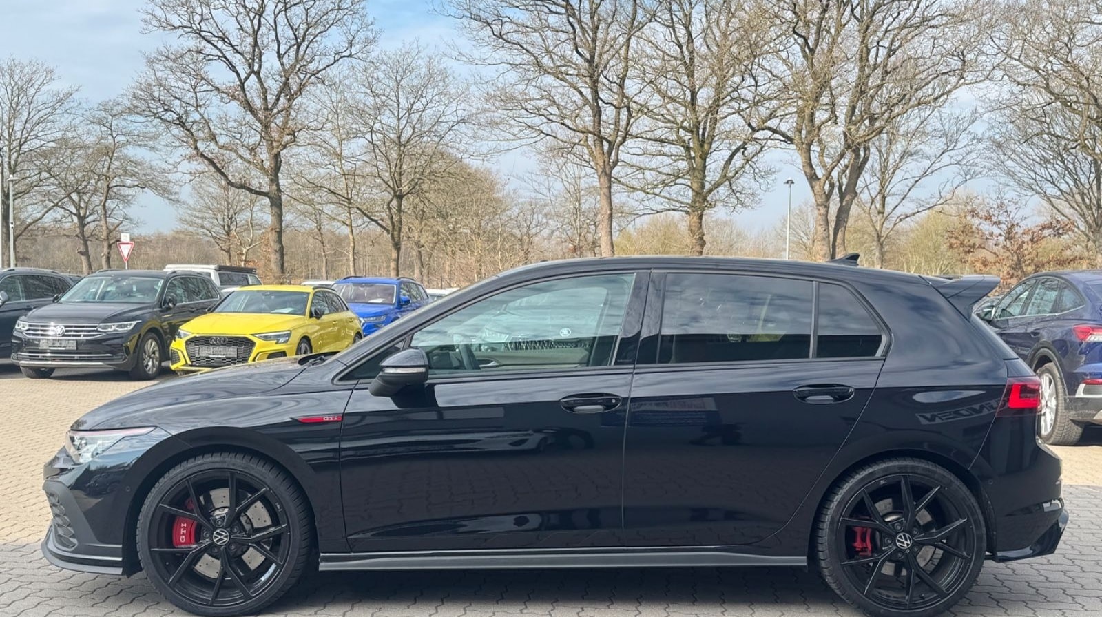 Volkswagen Golf VIII GTI Clubsport °Keyless°ACC°R-Kamera° foto 6