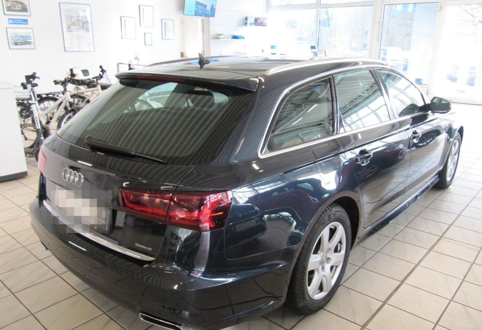Audi A6  3,0TDI Quattro+XEN+NAV+SHZ foto 5