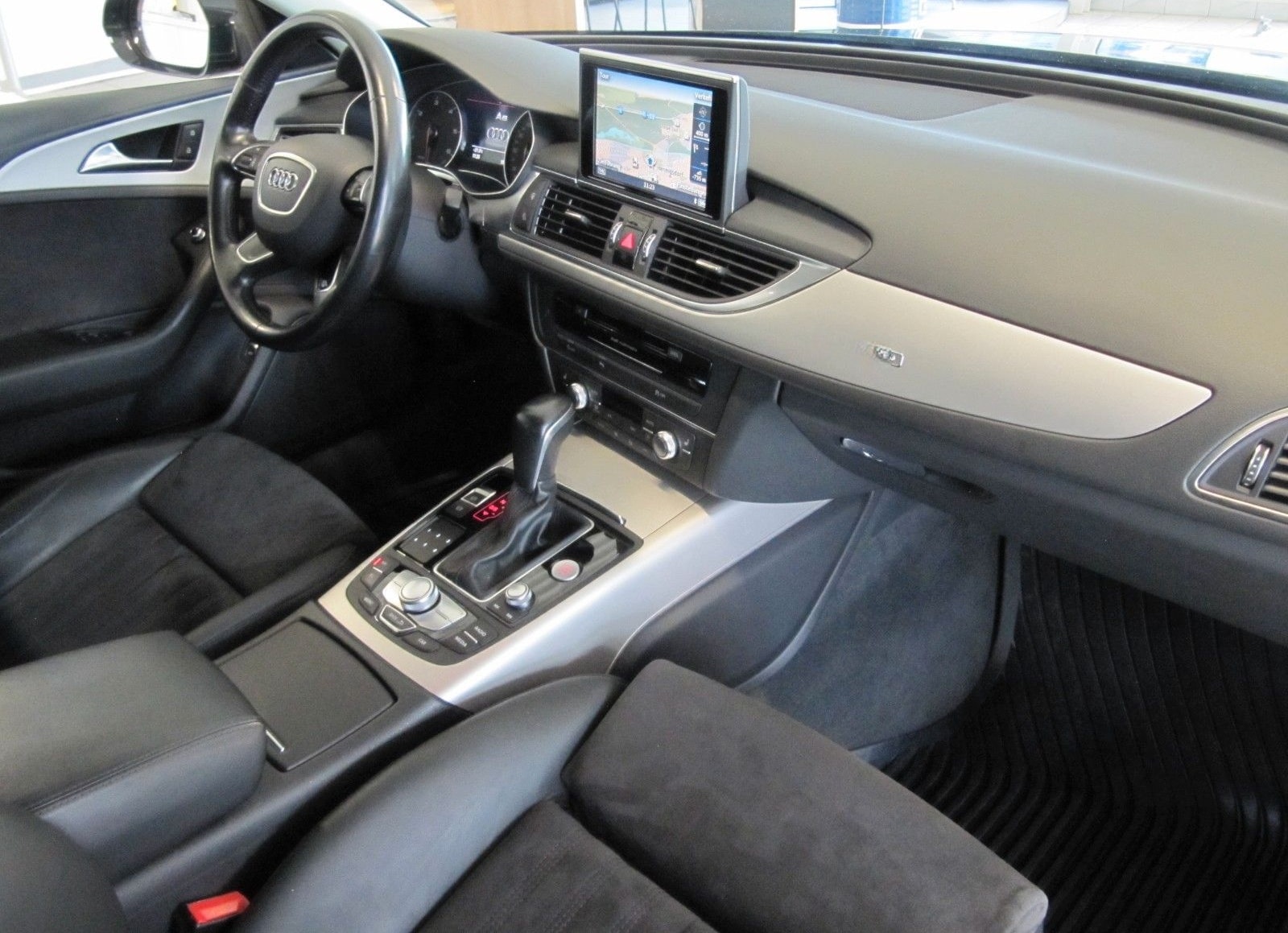 Audi A6  3,0TDI Quattro+XEN+NAV+SHZ foto 9