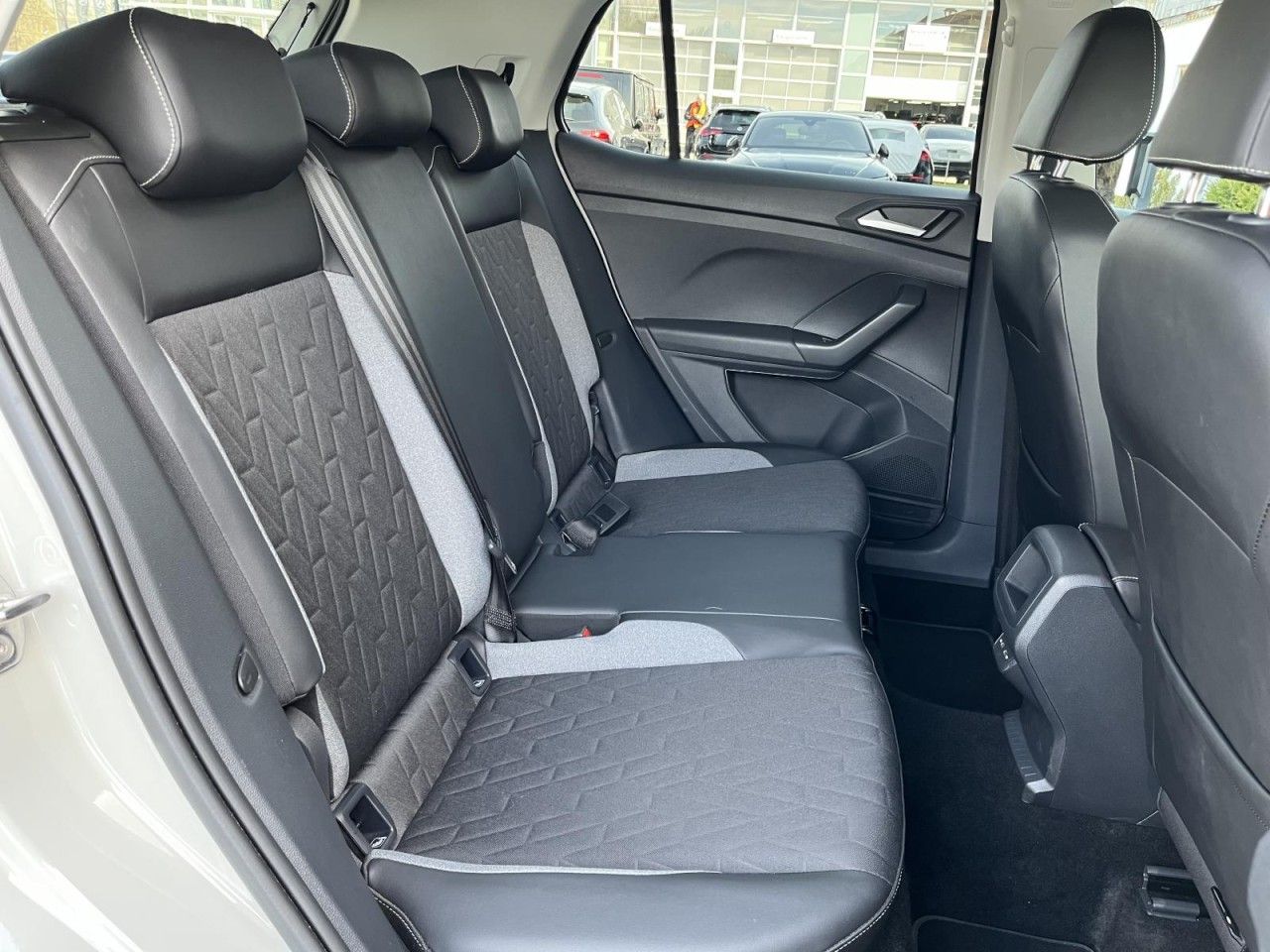 Volkswagen T-Cross 1.0 TSI Goal (LED+NAVI+APP+ACC) Klima foto 10