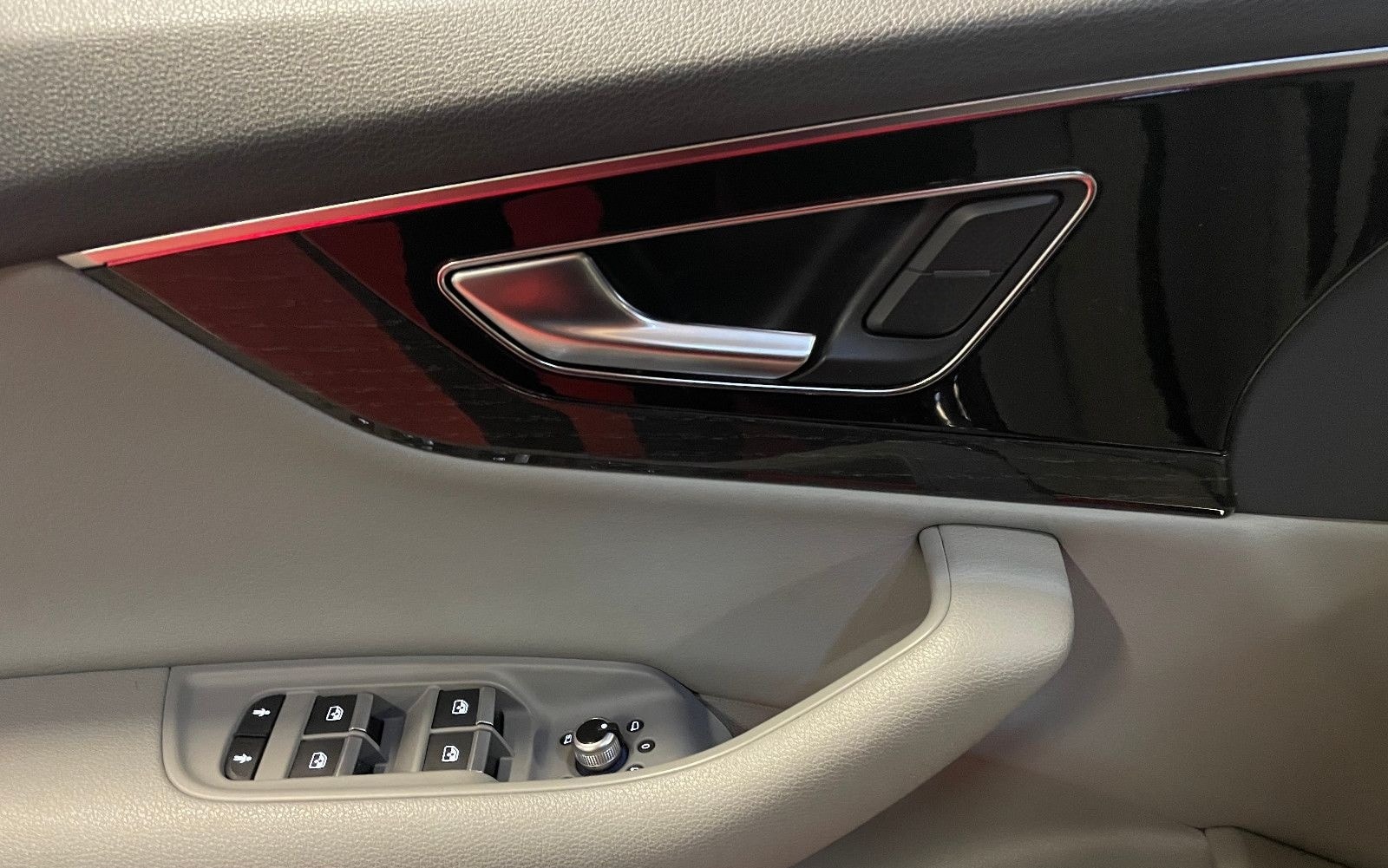 Audi Q7 3.0 TDI quattro S-Line *7 Sitzer+ DAB+ Kamera foto 9