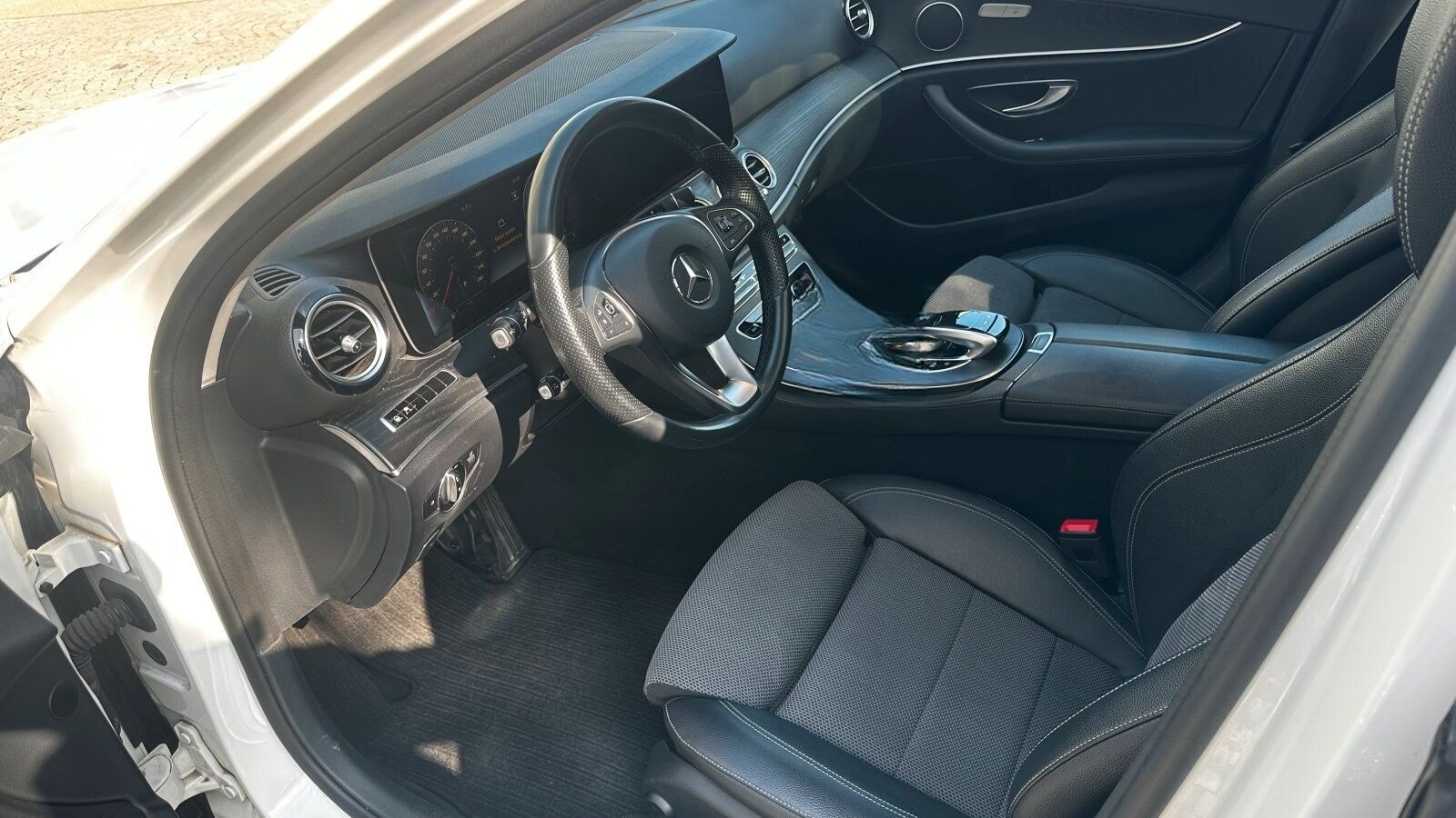 Mercedes-Benz E 400 4MATIC T-Modell *GEWERBE*HÄNDLER*360*AHK* foto 6