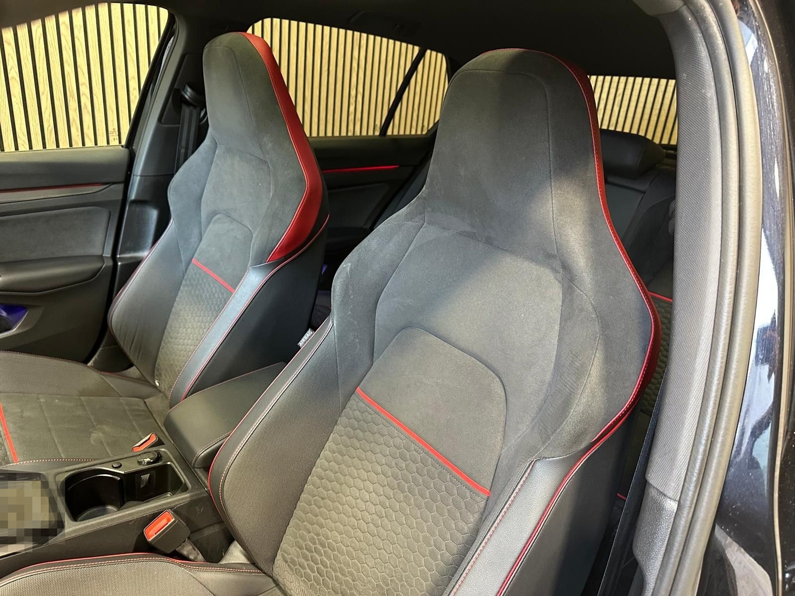 Volkswagen Golf 2.0 TSI DSG GTI Clubsport LED|Navi|ACC|RFK| foto 6