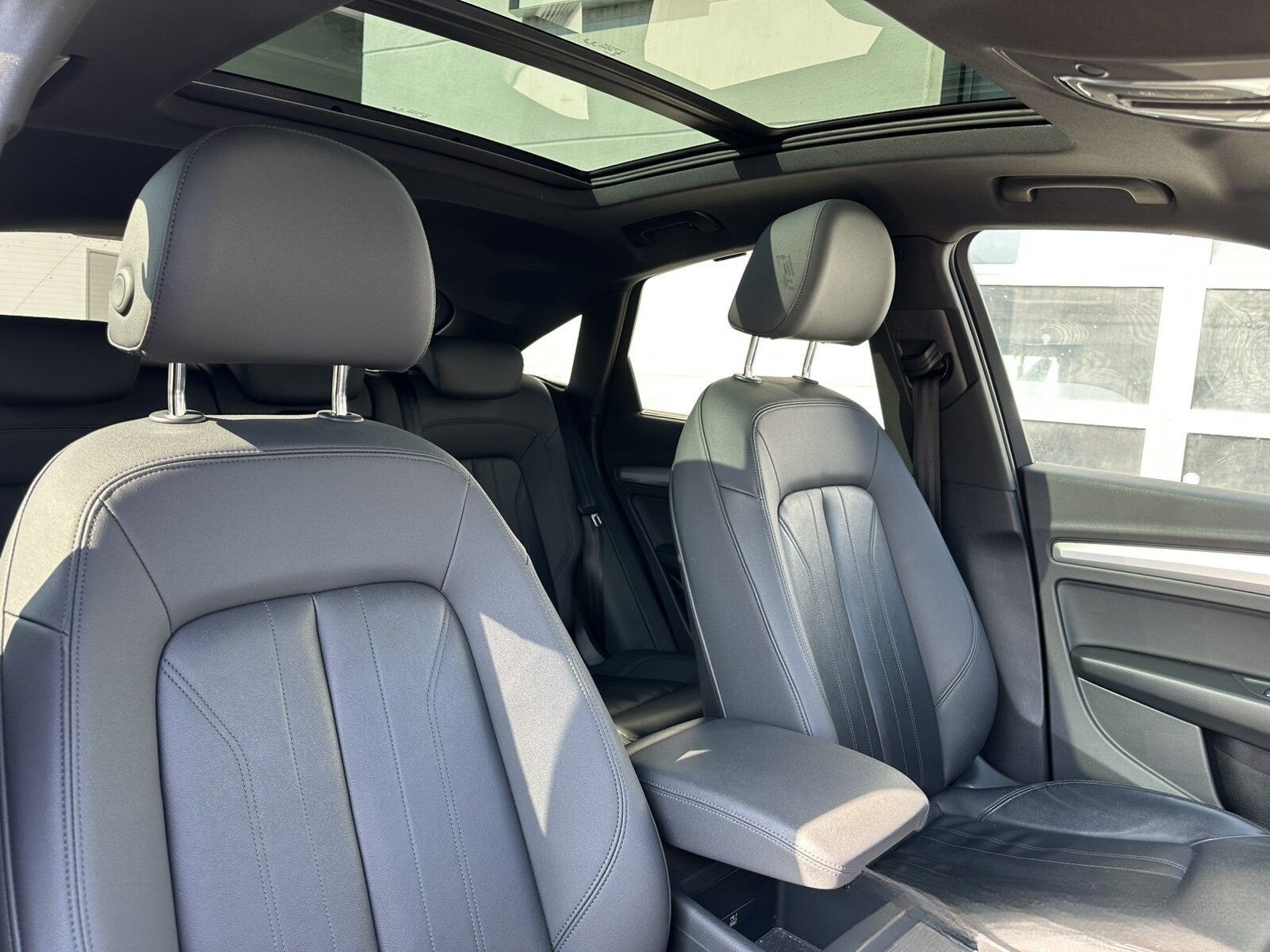 Audi Q5 40 Sportback 2.0 TDI quattro AHK Pano Night foto 11