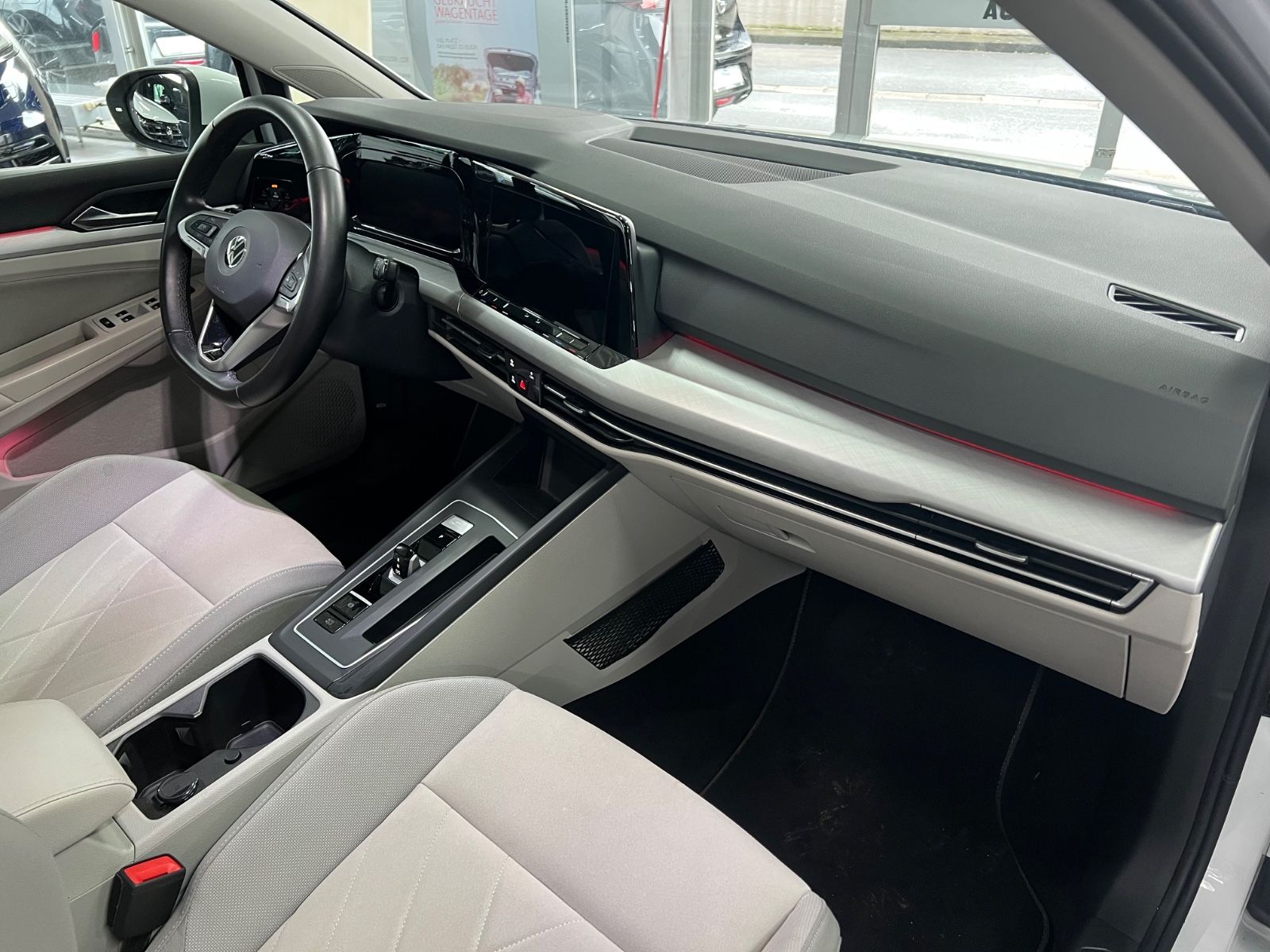 Volkswagen Golf VIII Variant 2.0 TDI Life AHK+L&S+KAM+LED foto 17