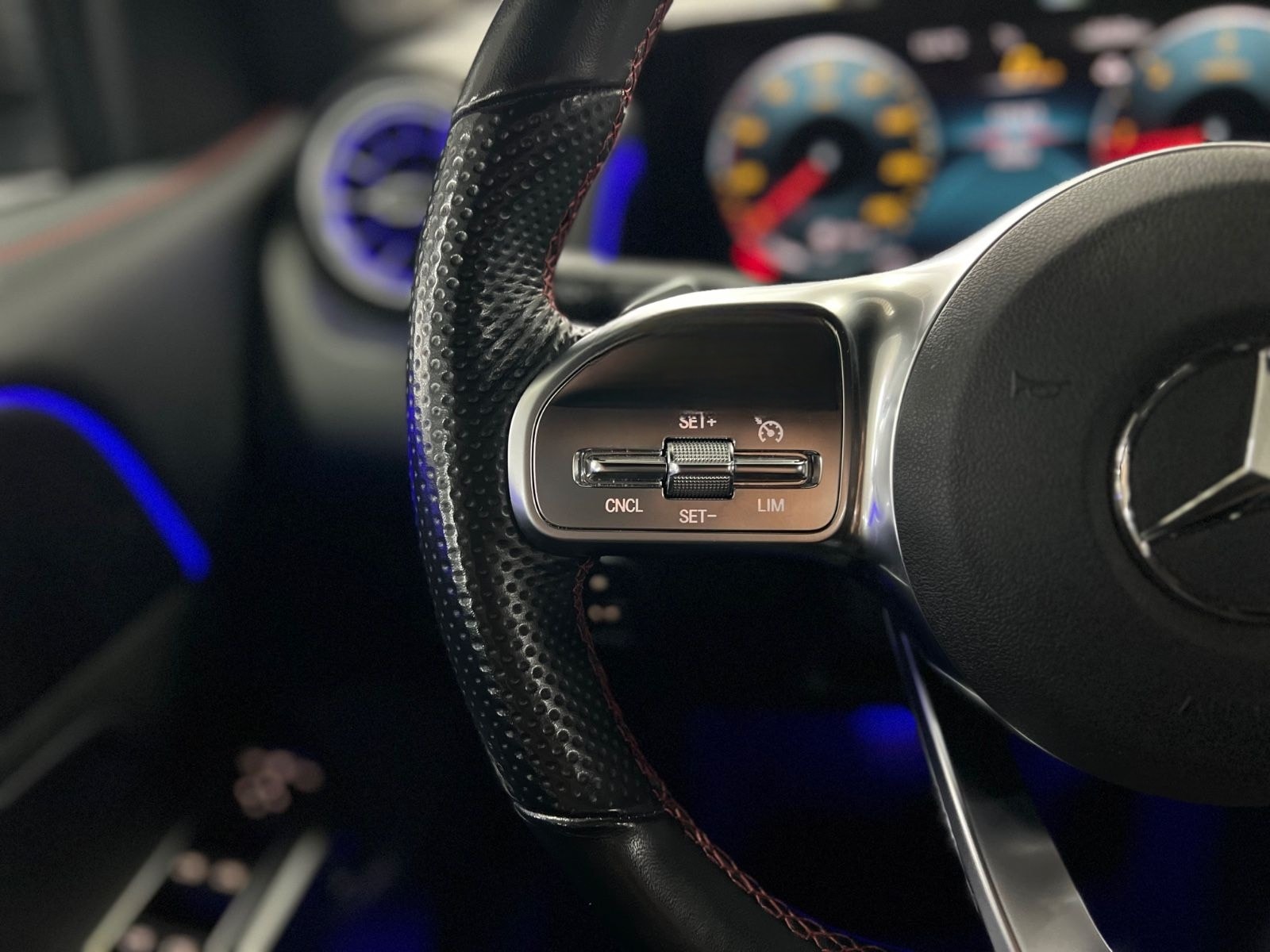 Mercedes-Benz GLB 200 d AMG Line Keyless+AMB+Spur+Halte+uvm... foto 24