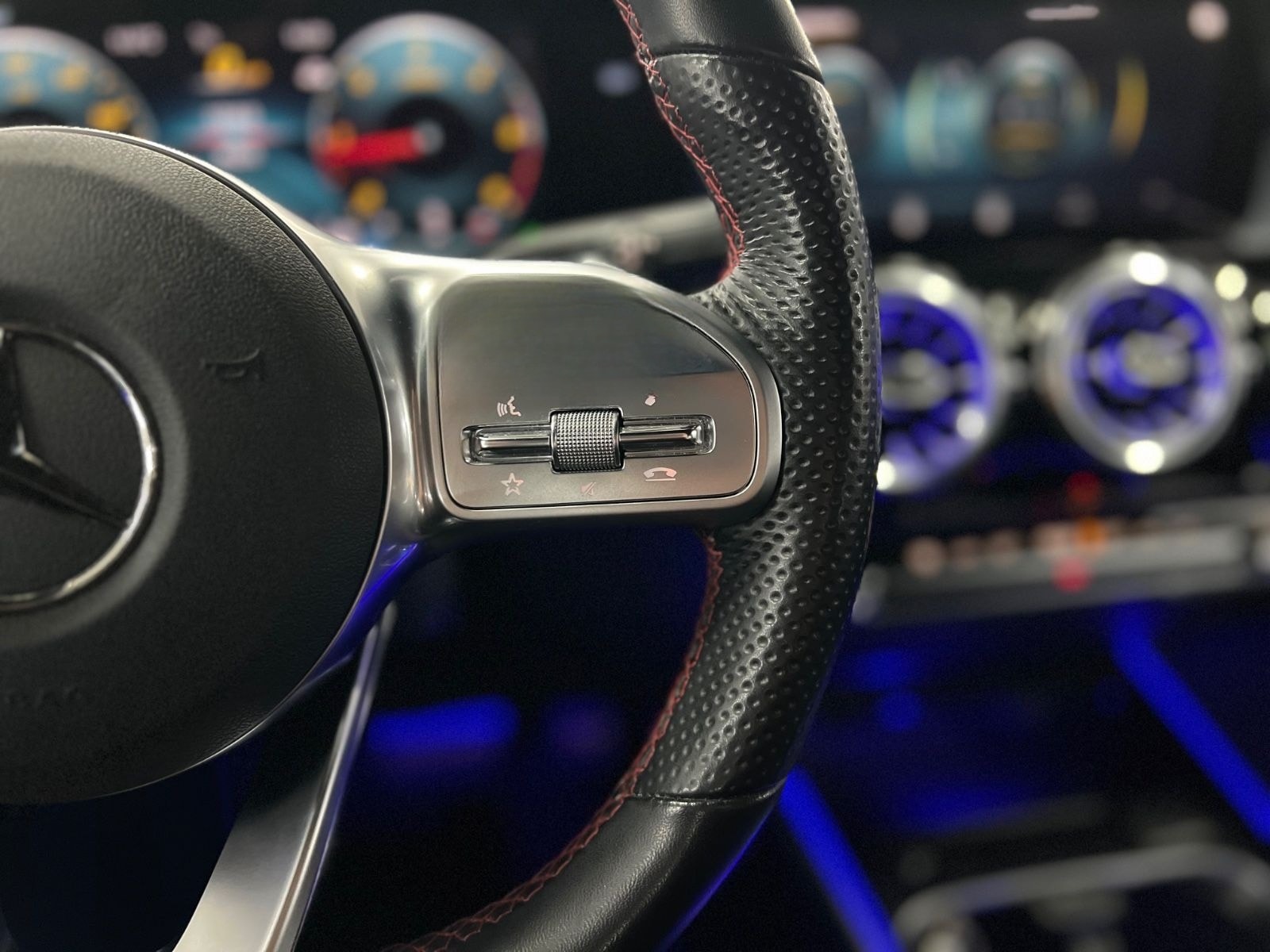 Mercedes-Benz GLB 200 d AMG Line Keyless+AMB+Spur+Halte+uvm... foto 25