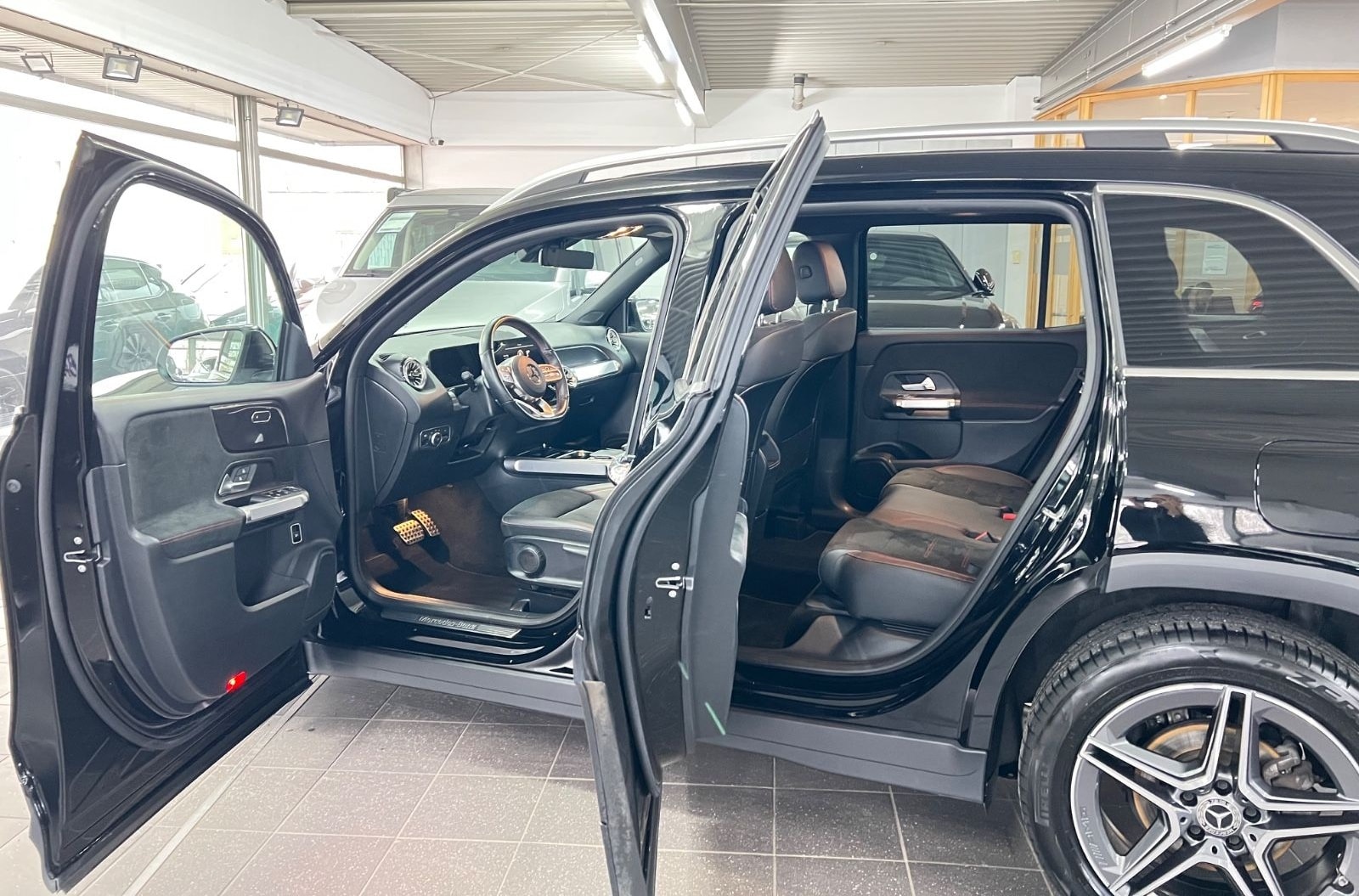 Mercedes-Benz GLB 200 d AMG Line Keyless+AMB+Spur+Halte+uvm... foto 7