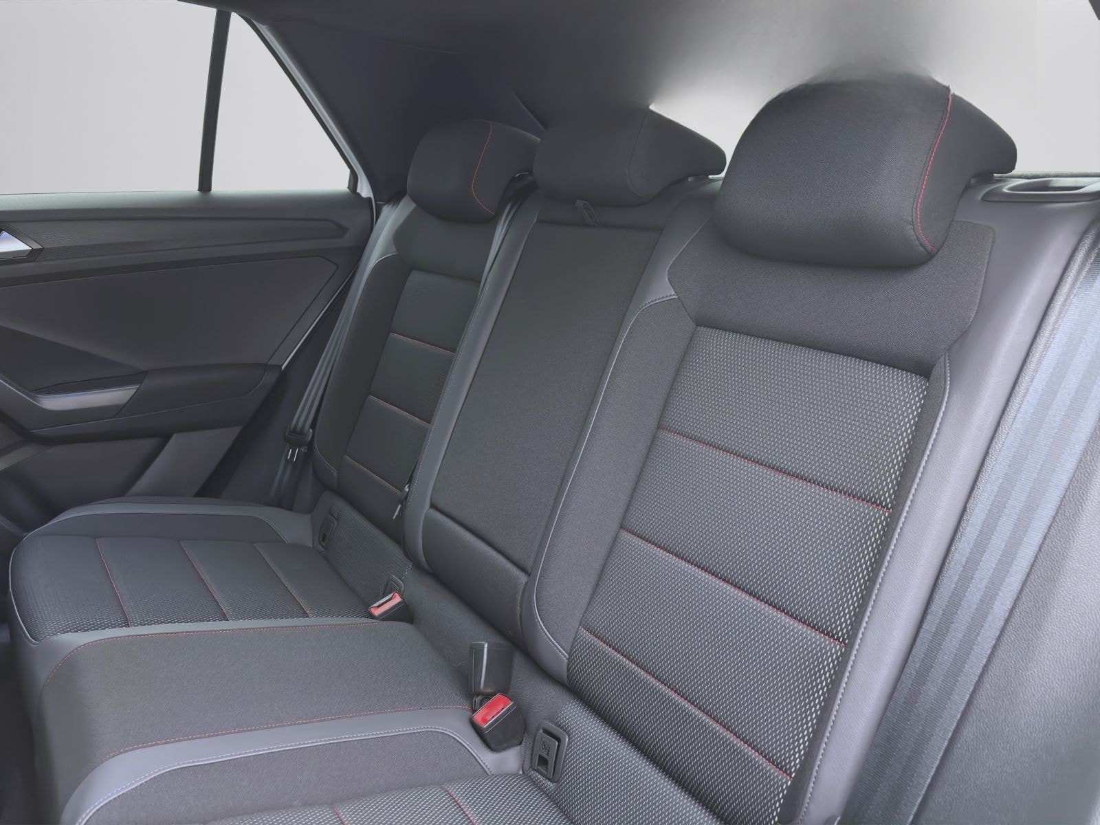 Volkswagen T-Roc 1.5 TSI SPORT AHK PDC LED SITZHZG foto 15