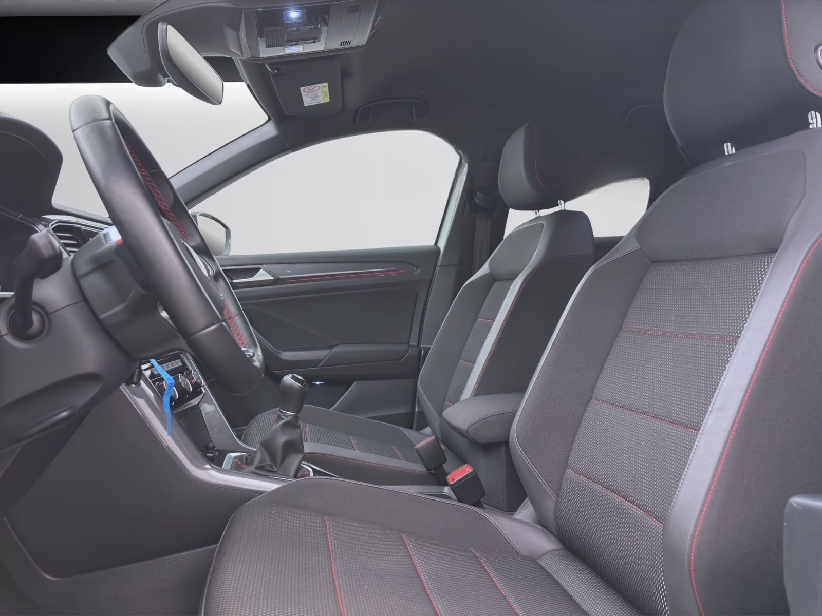 Volkswagen T-Roc 1.5 TSI SPORT AHK PDC LED SITZHZG foto 9