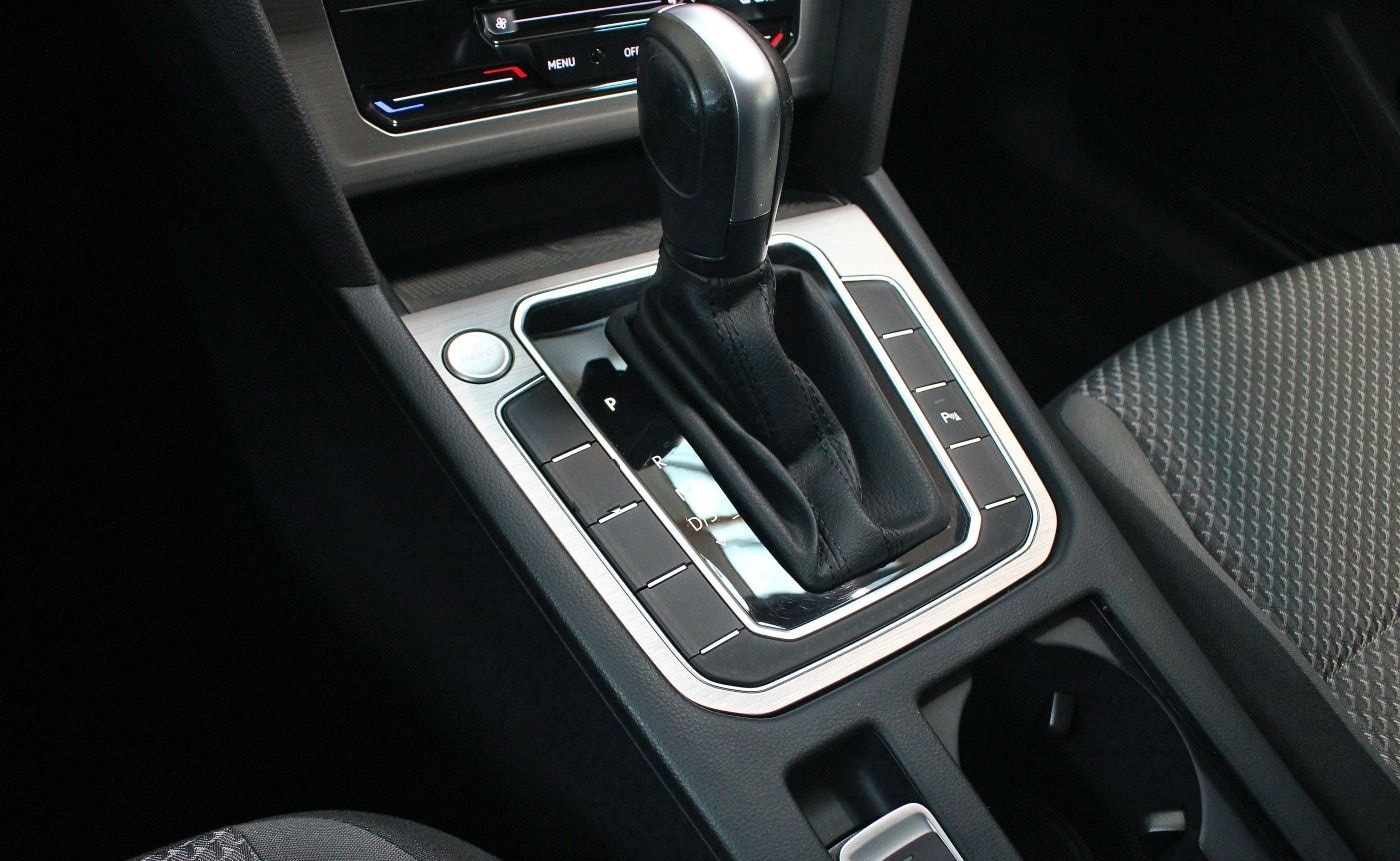 Volkswagen Passat Variant 2.0 TDI AHK|ACC|RCam|SHZ|NAV|APP foto 16