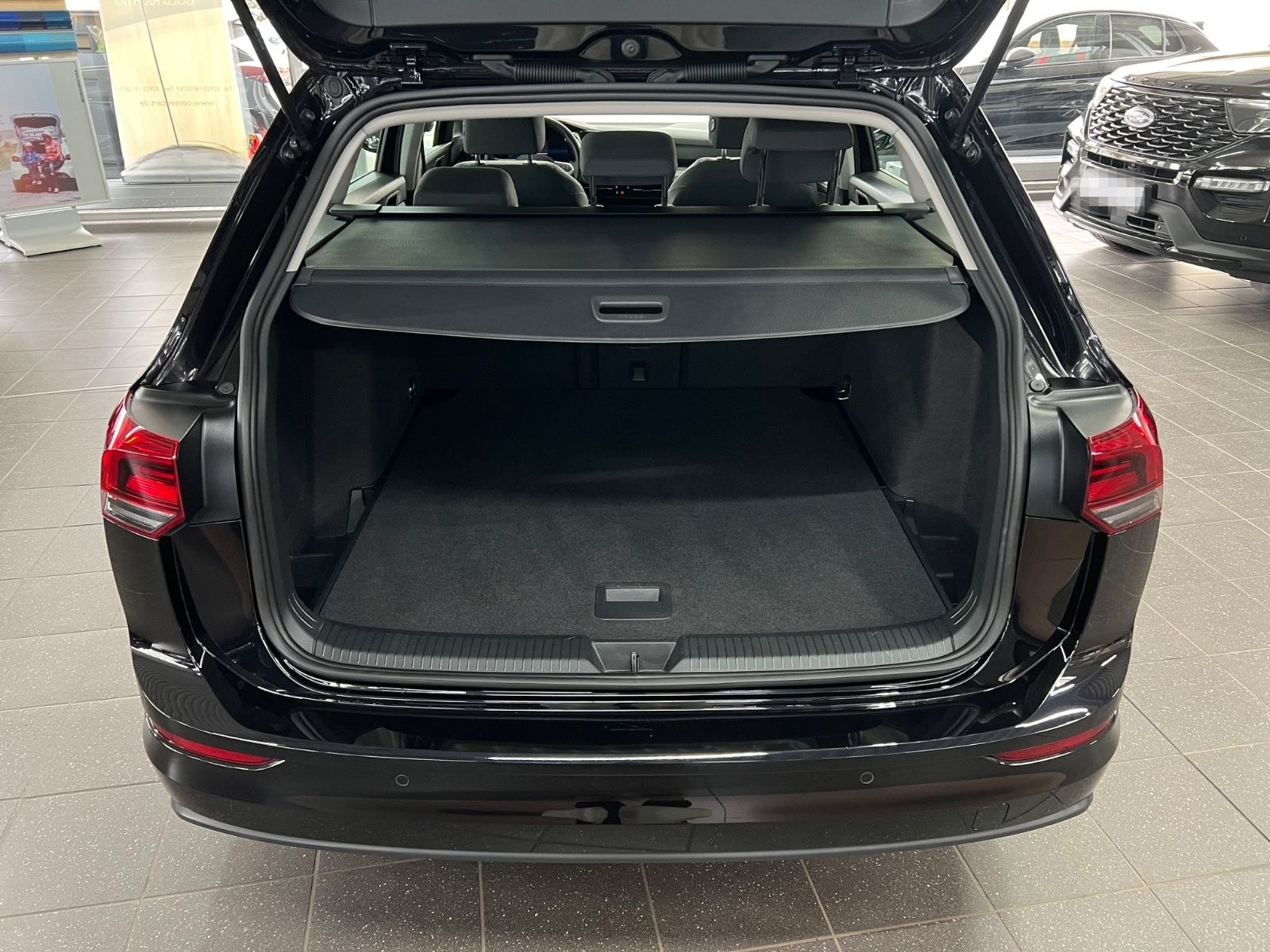 Volkswagen Golf VIII 2.0 TDI Var. Life III VIELE PAKETE III foto 12