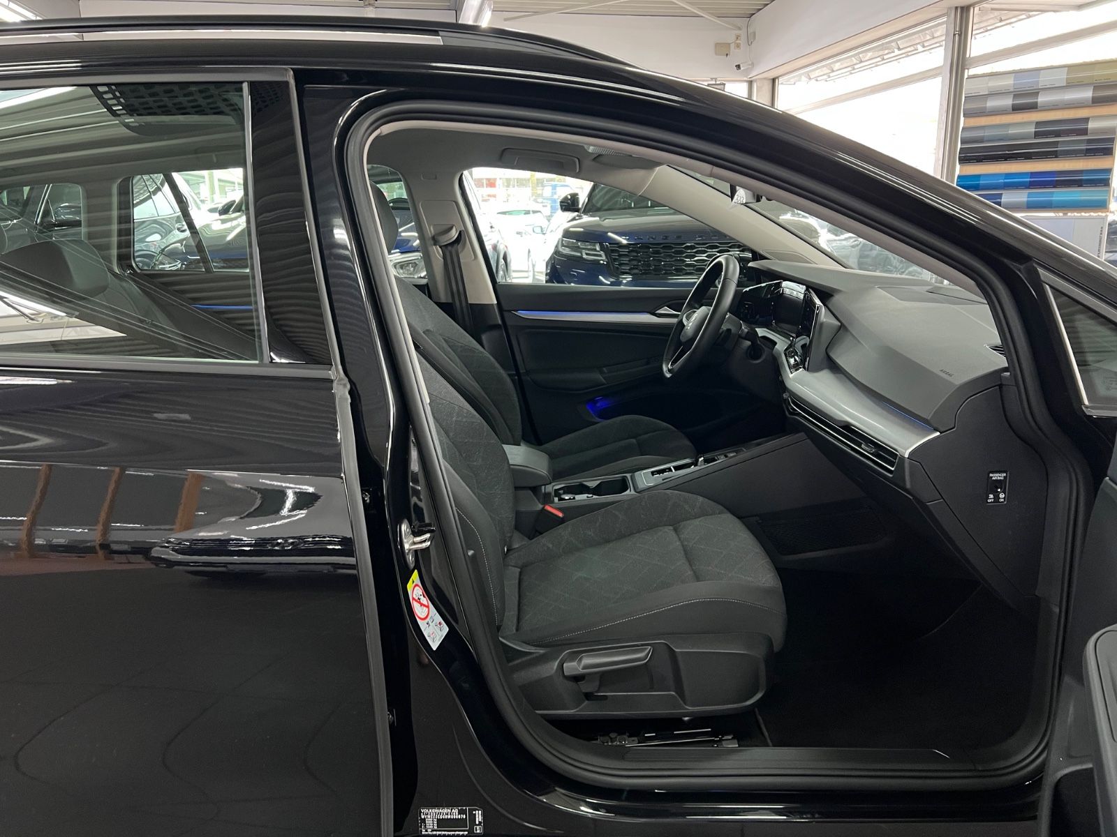 Volkswagen Golf VIII 2.0 TDI Var. Life III VIELE PAKETE III foto 18