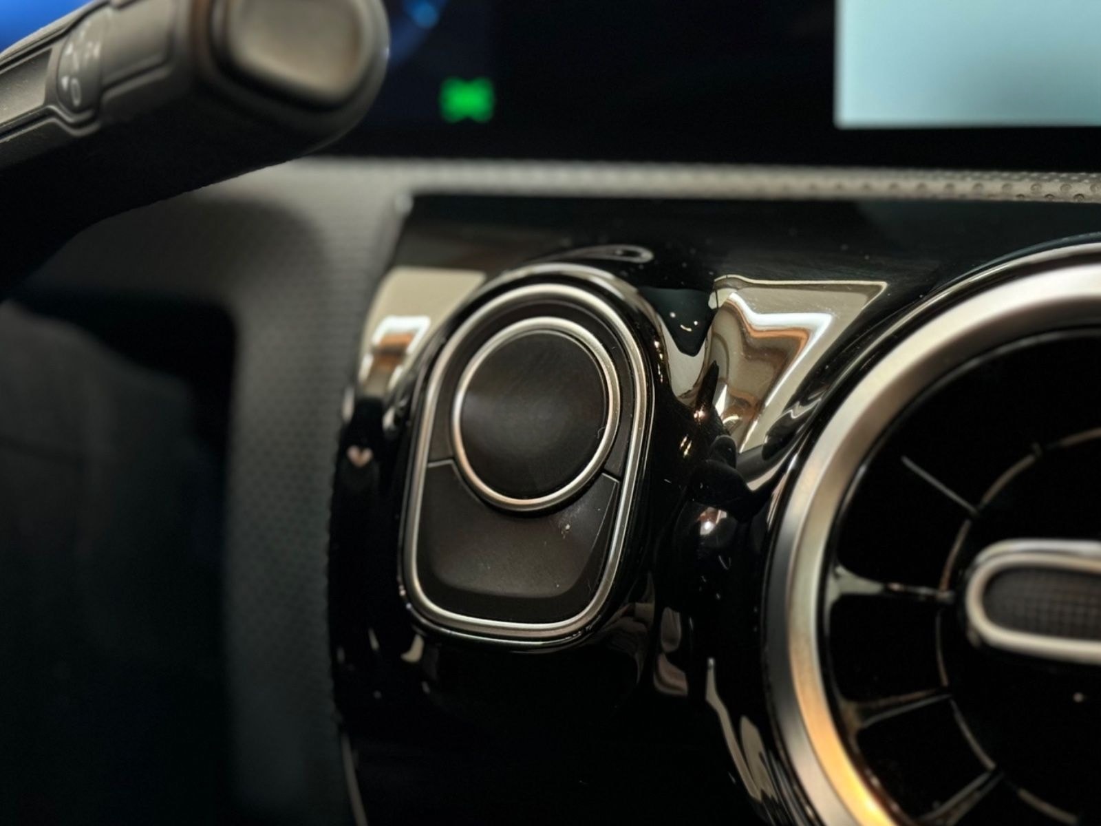 Mercedes-Benz CLA 250 e SB PROGR.-BURMESTER-KAM-SIDE-WIDE-AHK foto 20