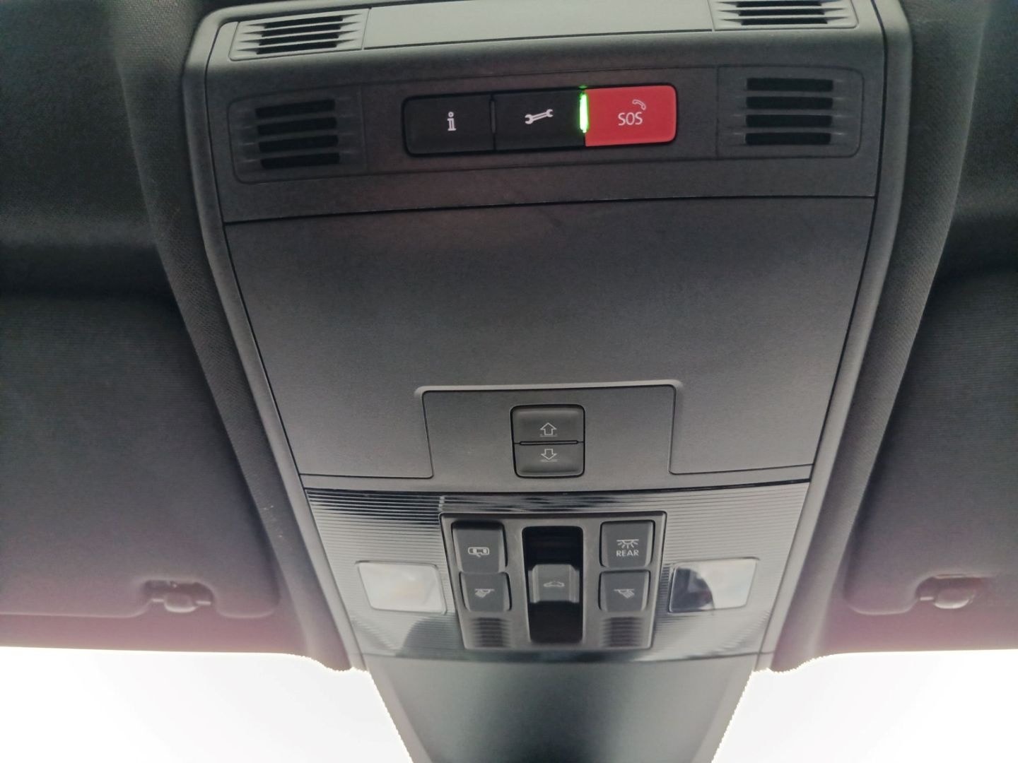 Volkswagen Tiguan R 2.0 TSI 4Motion+PDC+Sitzhzg+Ahk foto 19