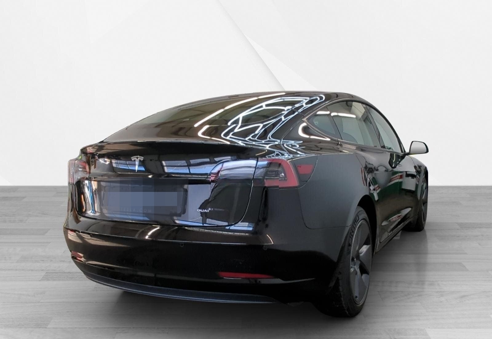 Tesla Model 3 Long Range Dual Motor AHK A.Pilot Pr. In foto 3