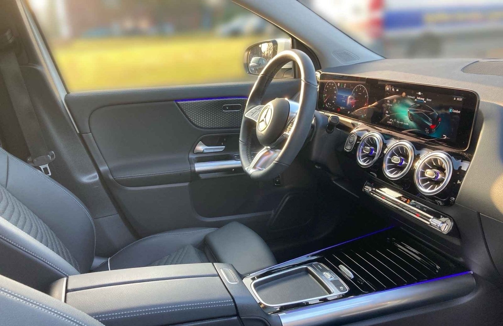 Mercedes-Benz GLA 200 Progressive AdvPlus+360+M-BEAM+Distr+Key foto 11