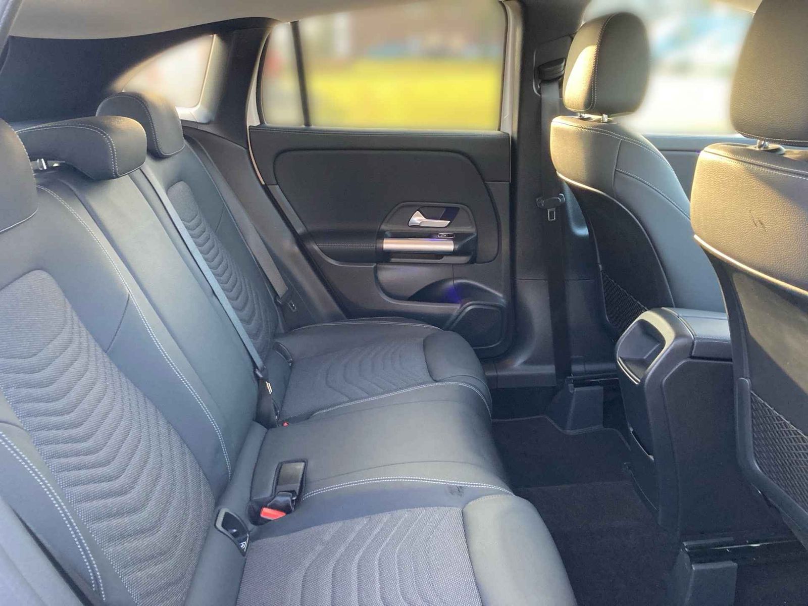 Mercedes-Benz GLA 200 Progressive AdvPlus+360+M-BEAM+Distr+Key foto 12