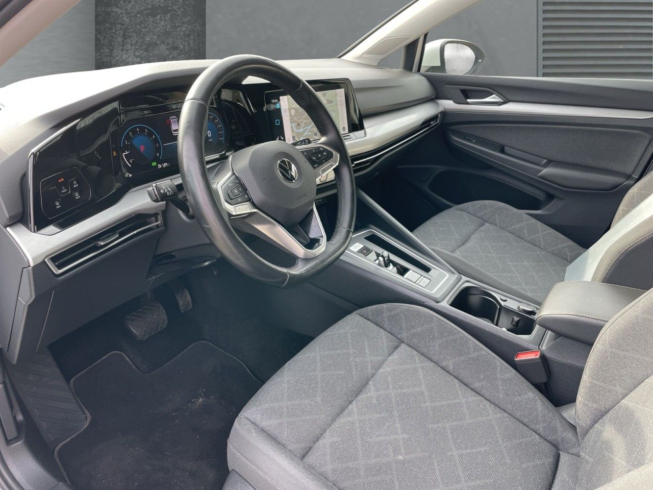 Volkswagen Golf VIII Variant 1.5 eTSI++Life++Aut.++Navi++LE foto 9