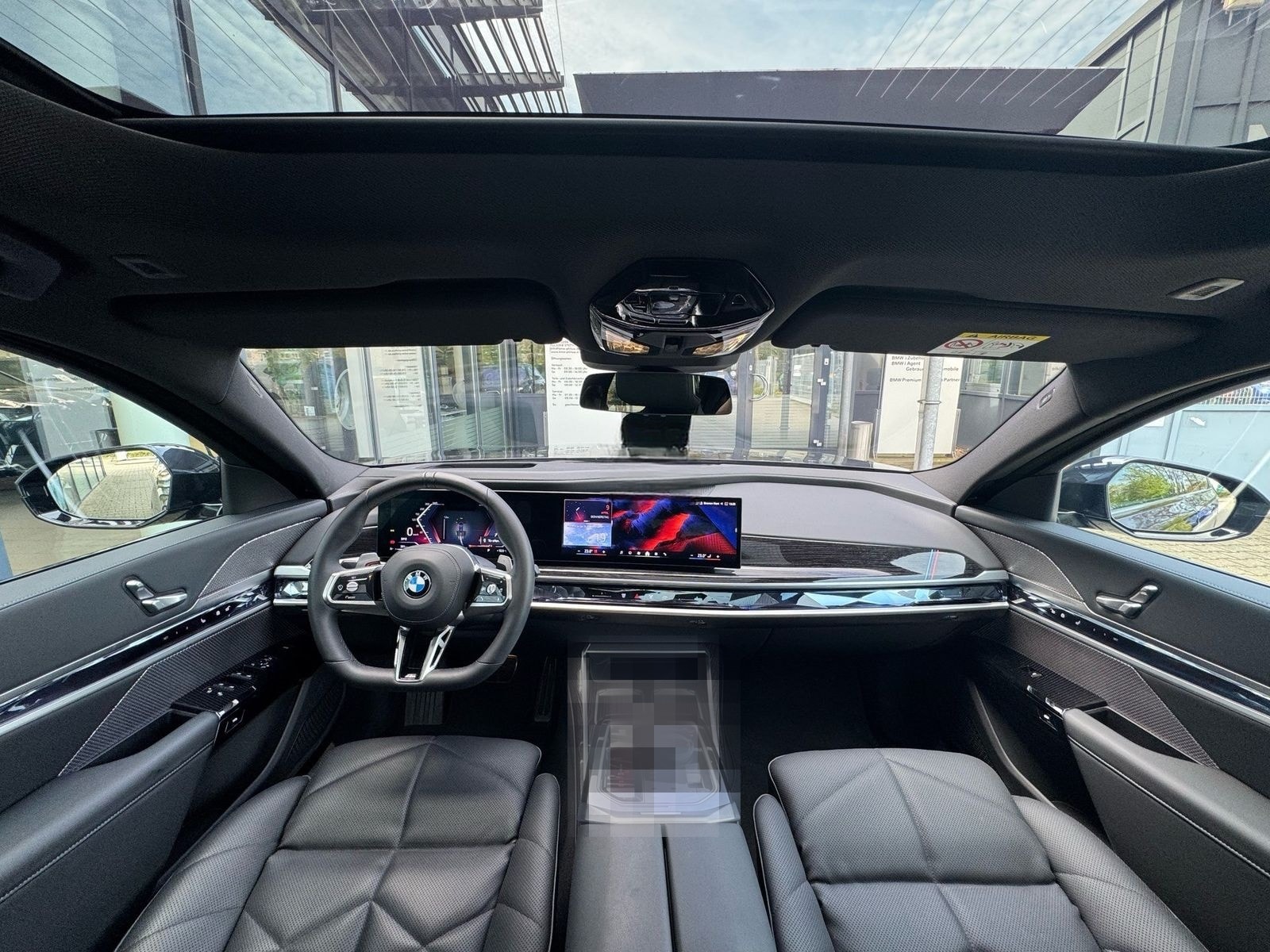 BMW 740d xDrive M Sport PanoSky StHzg Autobahnas 21z foto 2