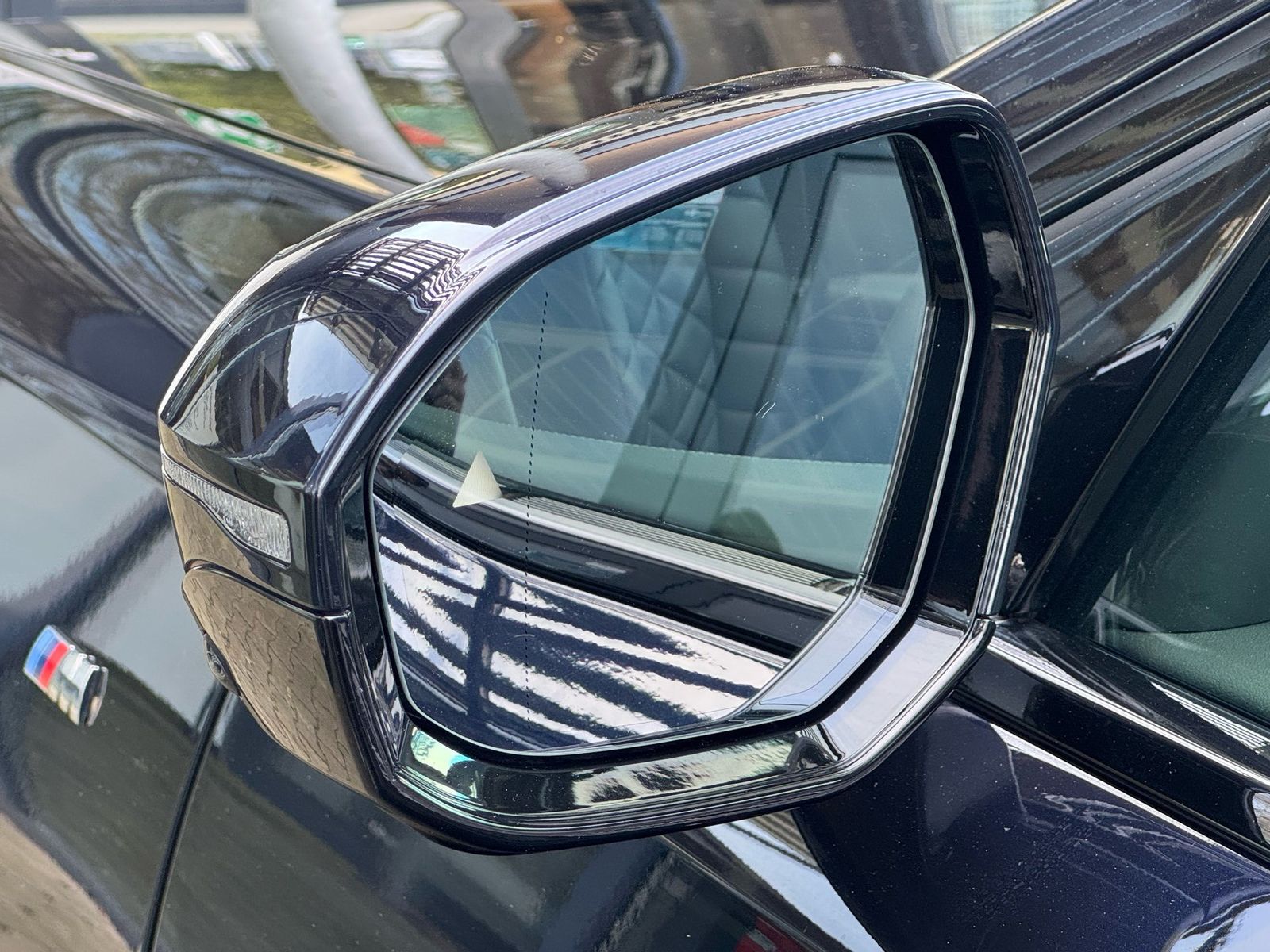 BMW 740d xDrive M Sport PanoSky StHzg Autobahnas 21z foto 21