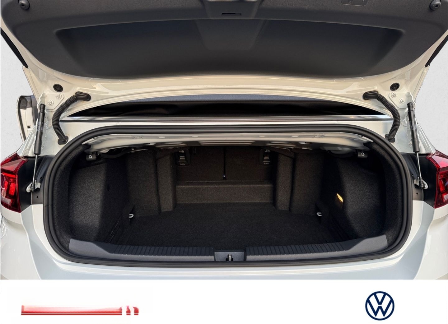 Volkswagen T-Roc Cabriolet 1.5 TSI DSG R-Line NAVI AHK TRAV foto 13