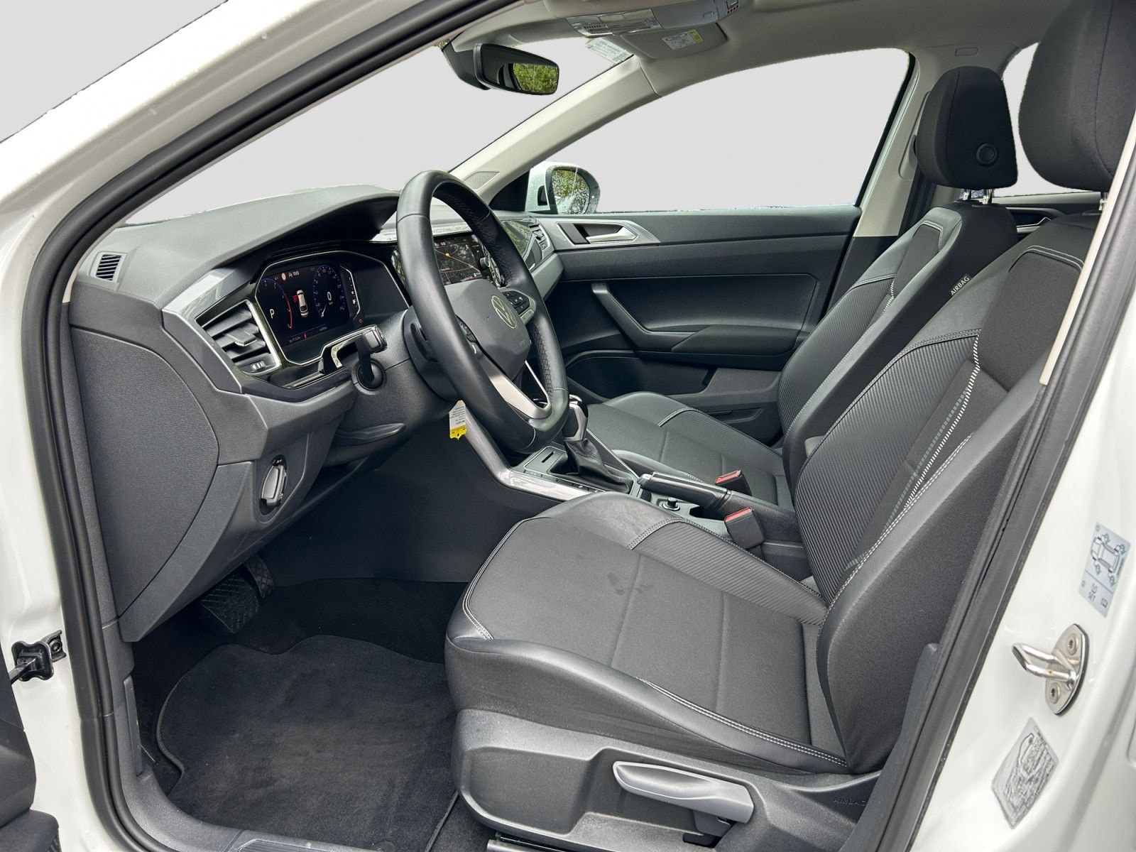 Volkswagen Taigo 1.0TSI DSG Style Pano ACC AHK Matrix Navi foto 10