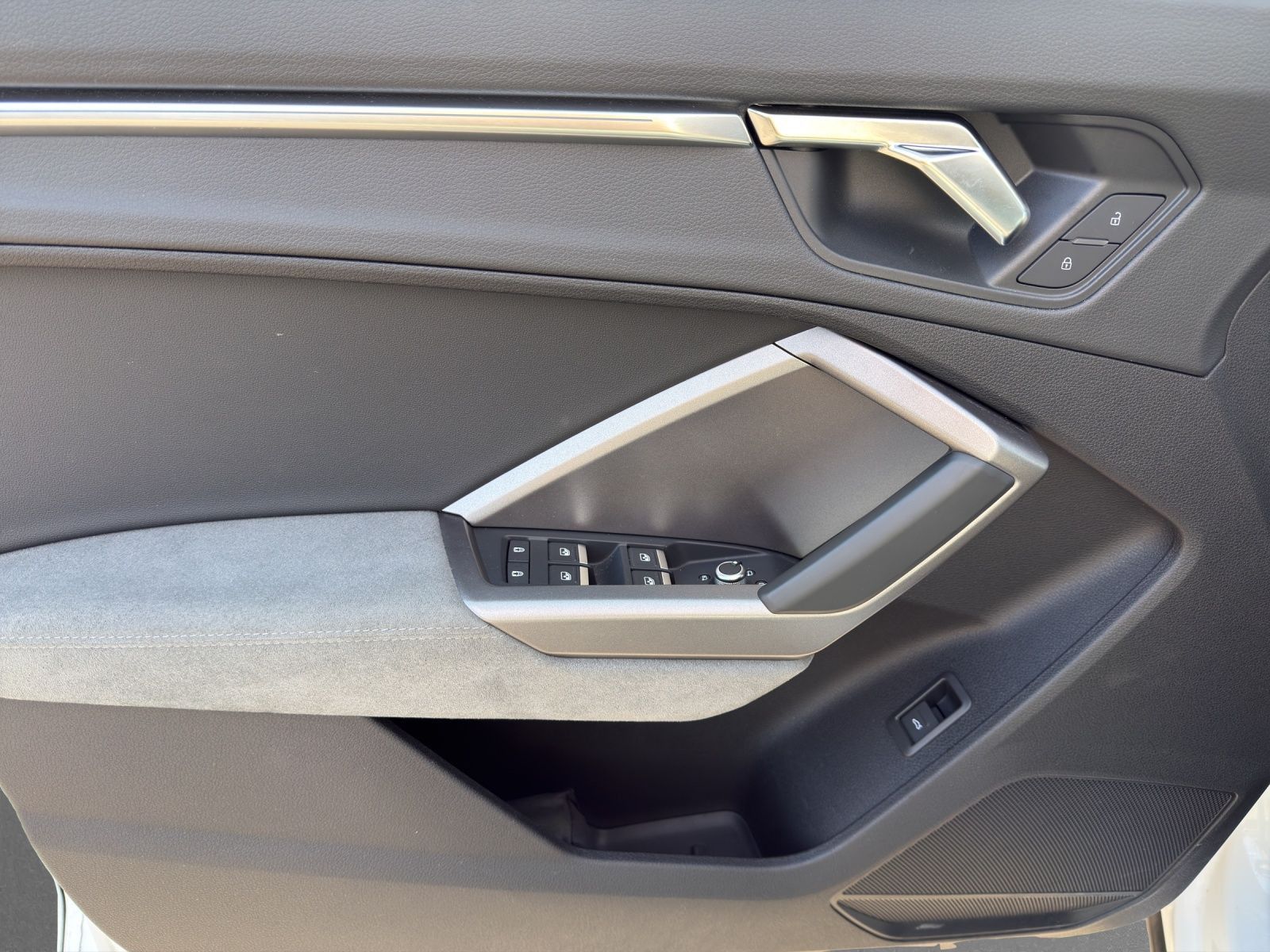 Audi Q3 40 TFSI S line quattro S tronic NAVI KAMERA foto 13