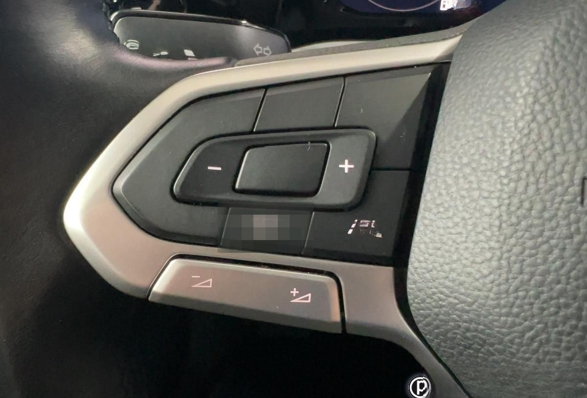 Volkswagen Golf TDI BUSINESS NAVI+ACC+SHZ+PDC foto 9