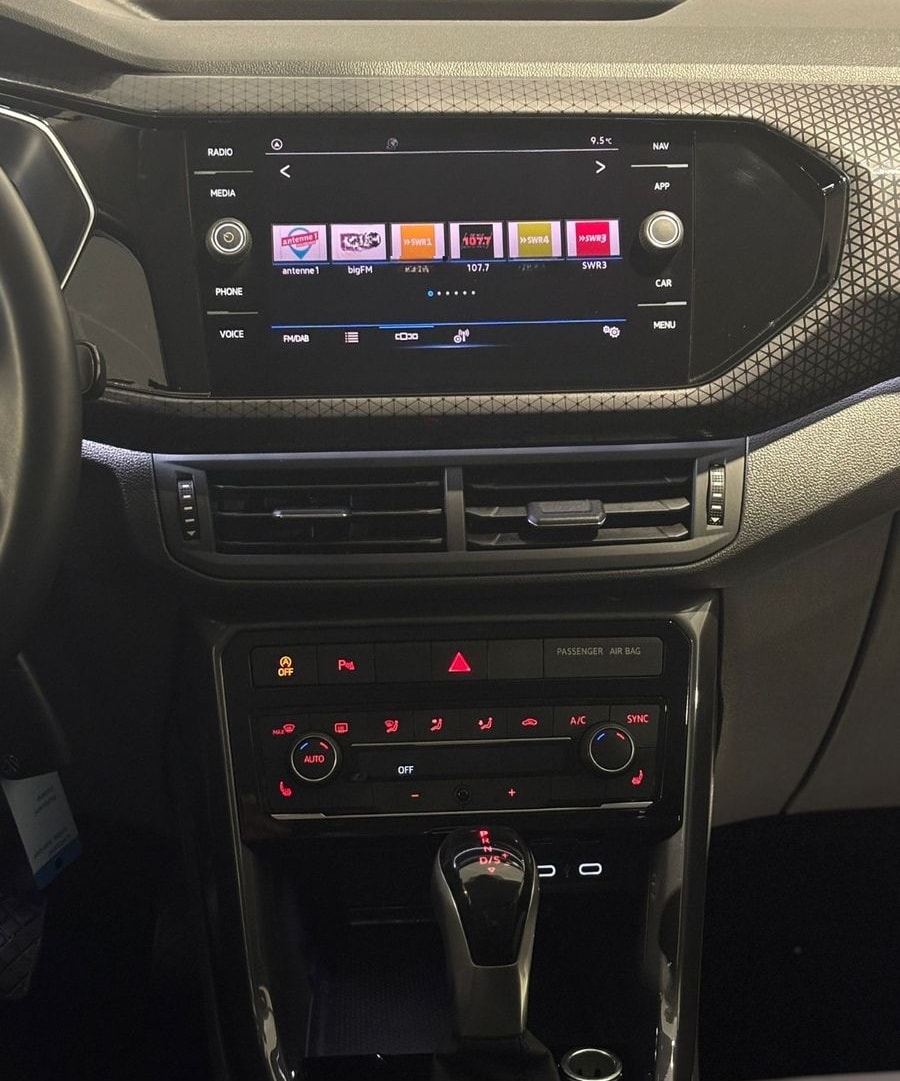 Volkswagen T-Cross Style/DSG/TSI/110kw/ACC/KAMERA/LED/PDC foto 8