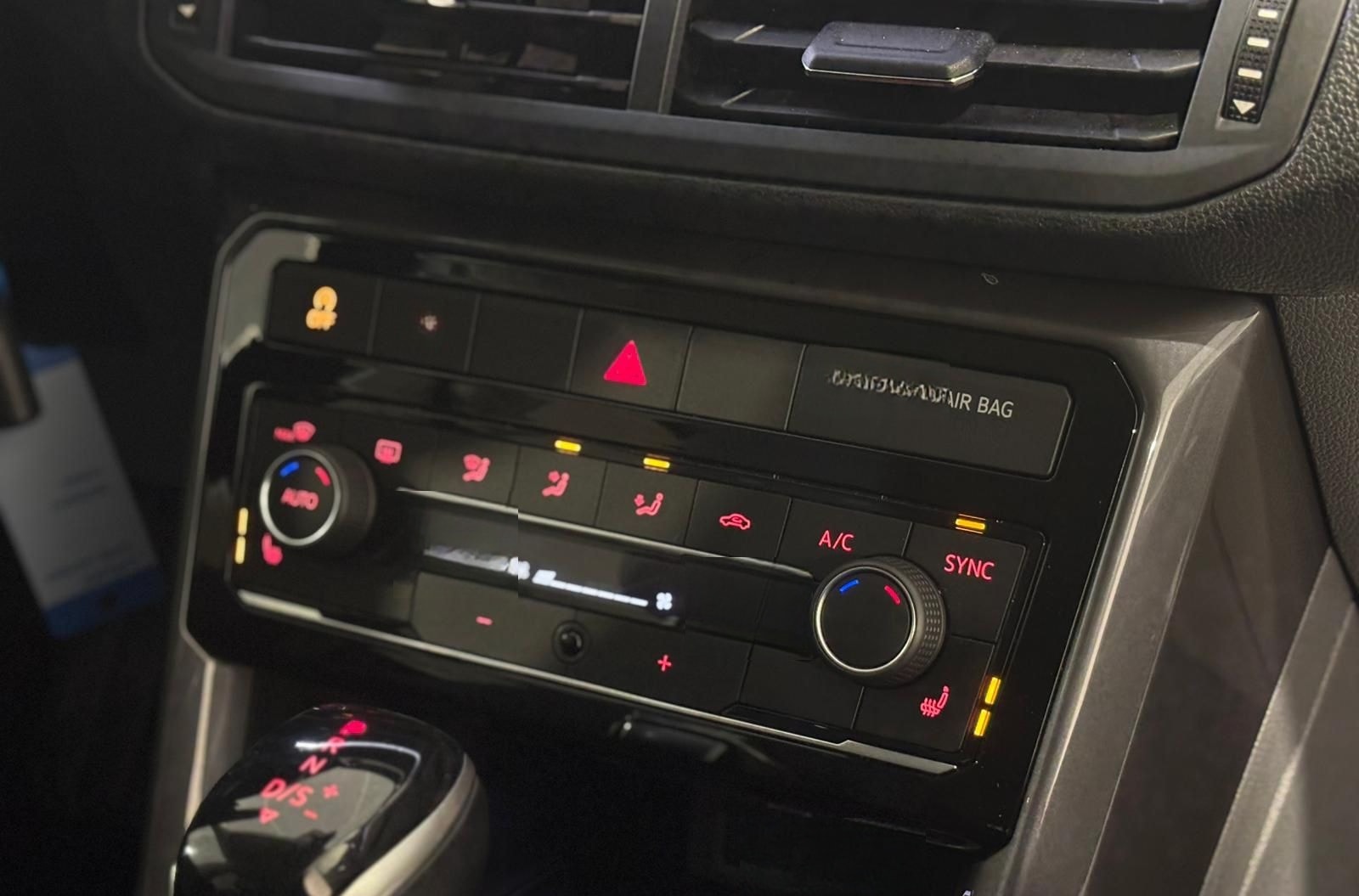 Volkswagen T-Cross Style/DSG/TSI/110kw/ACC/KAMERA/LED/PDC foto 9