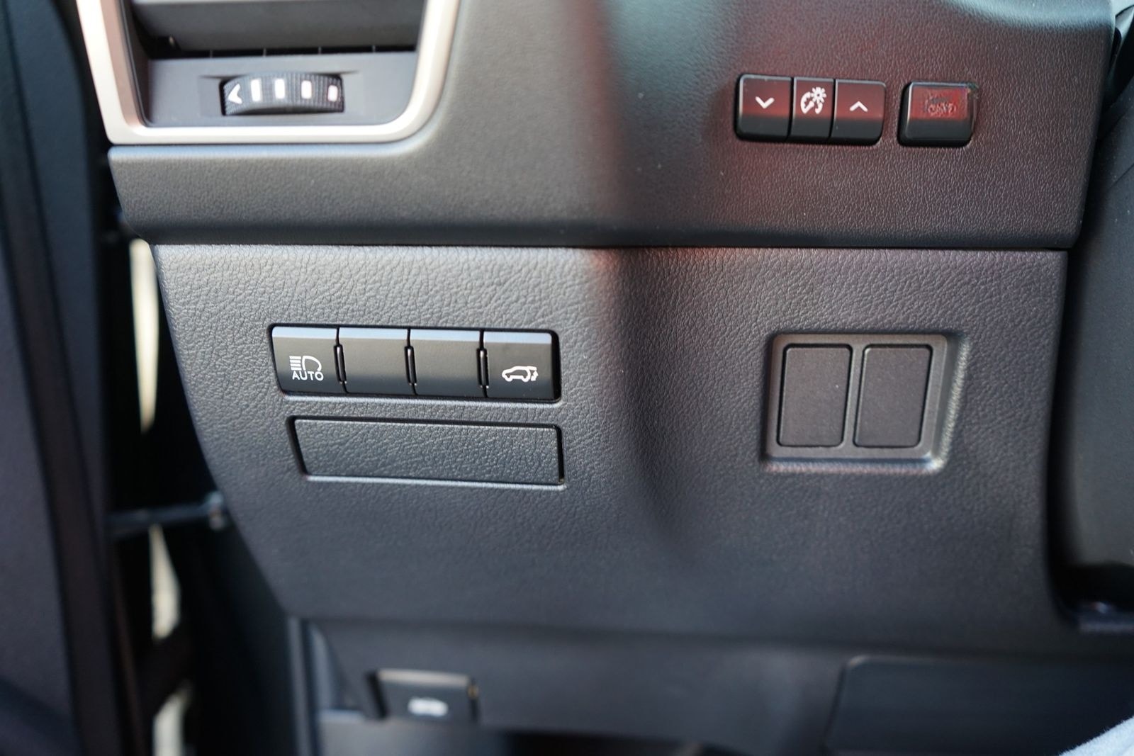 Lexus NX 300h Executive Line (E-Four) LED Navi Kamera foto 17