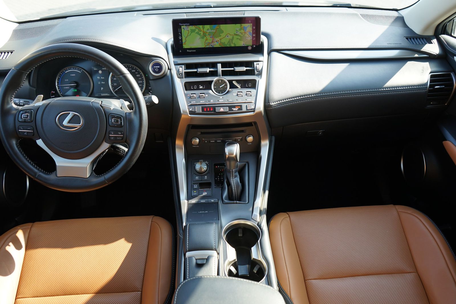 Lexus NX 300h Executive Line (E-Four) LED Navi Kamera foto 19