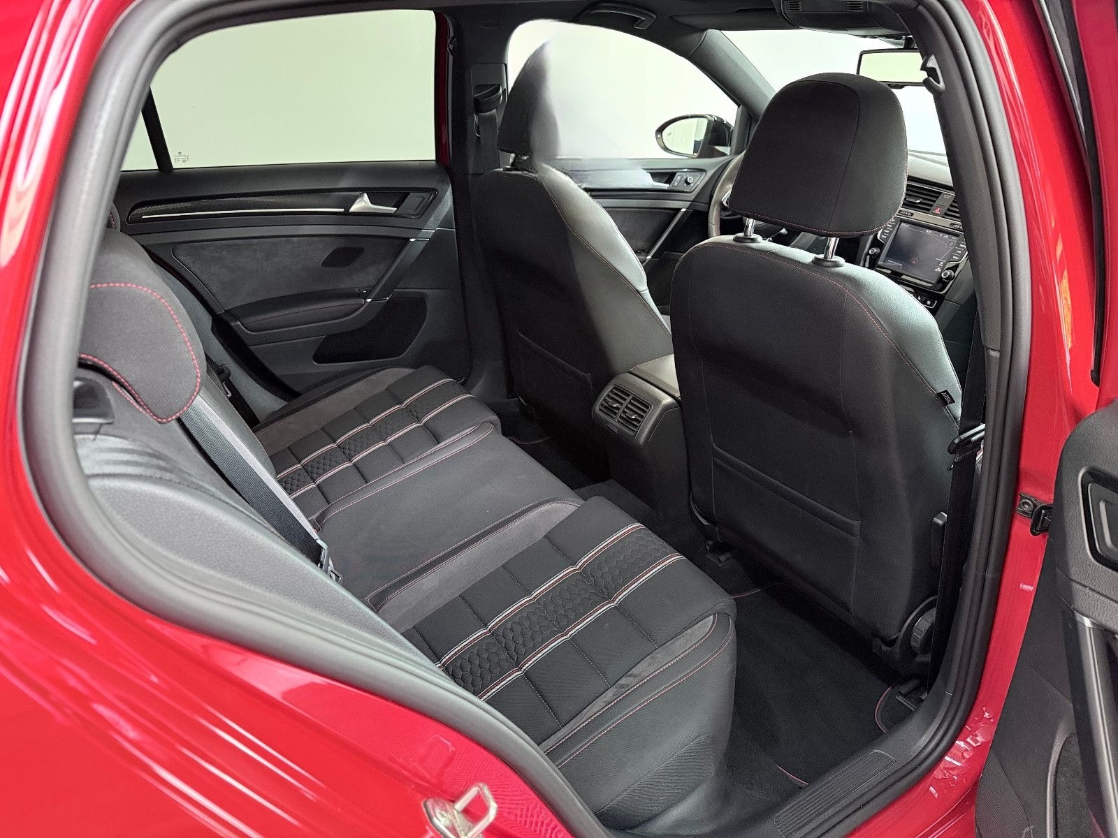 Volkswagen Golf VII Lim. GTI Clubsport *Pano*19 Zoll*Dcc* foto 12