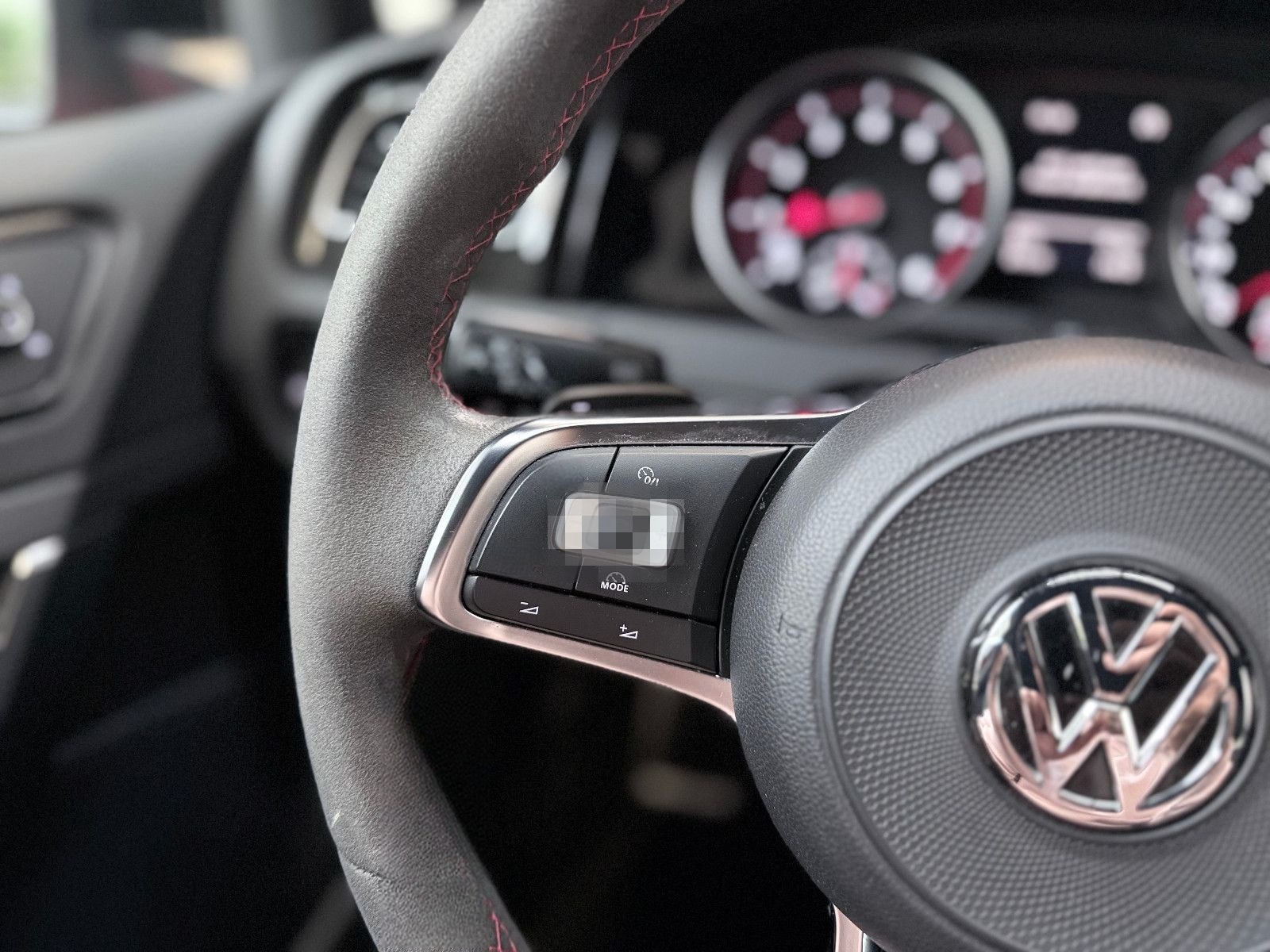 Volkswagen Golf VII Lim. GTI Clubsport *Pano*19 Zoll*Dcc* foto 15