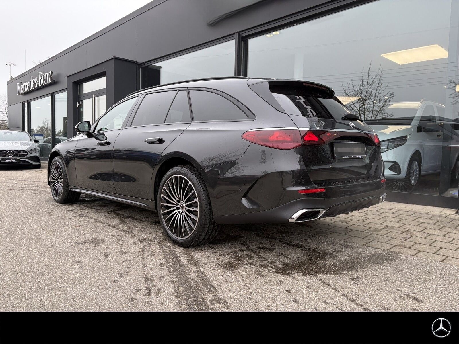 Mercedes-Benz E 450 d T 4M AMG Prem Air Superscr Pano AHK HUD foto 3